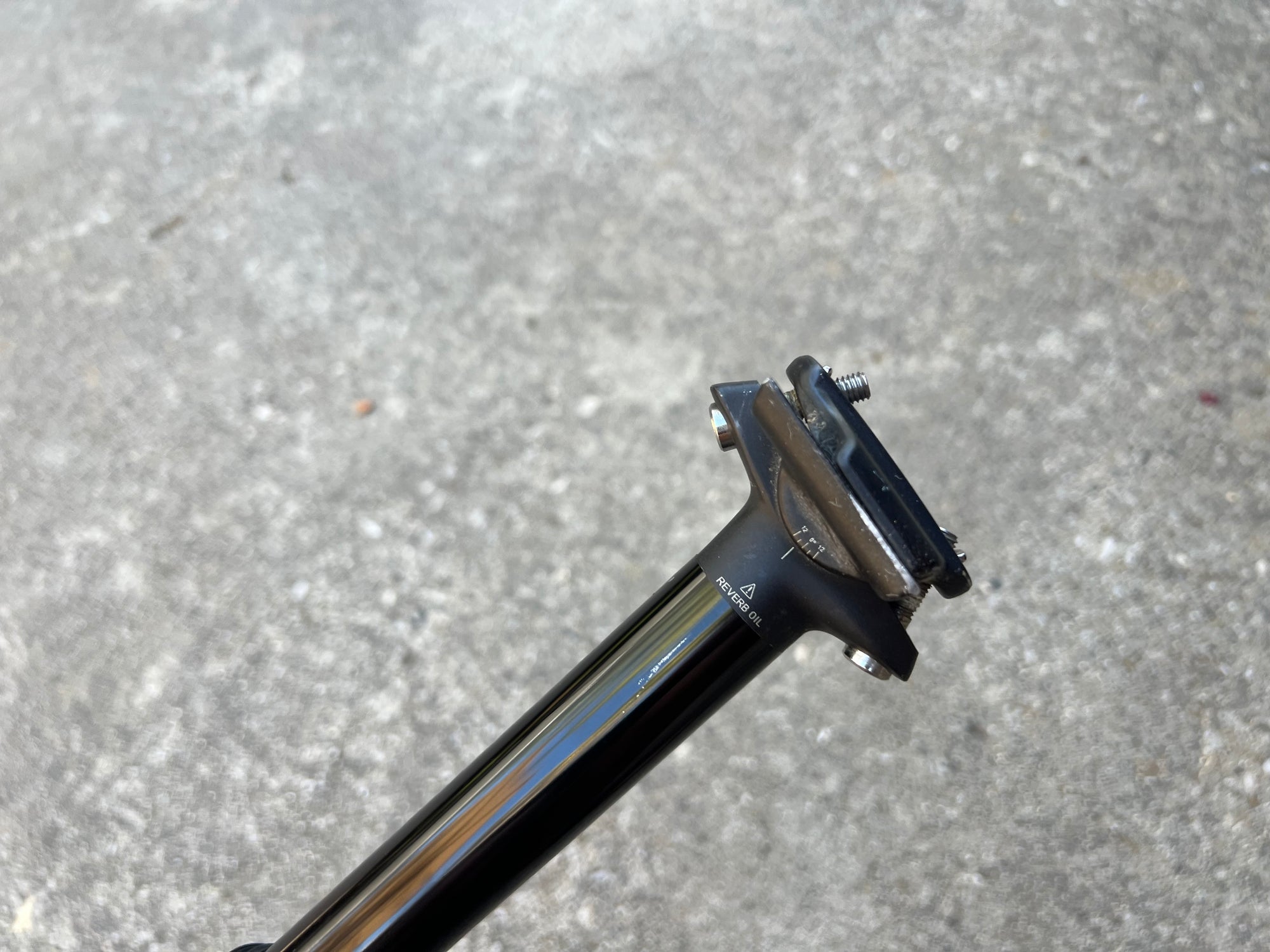 NEEDS REBUILD RockShox Reverb Dropper Post w Lever 30.9x380mm 125mm travel