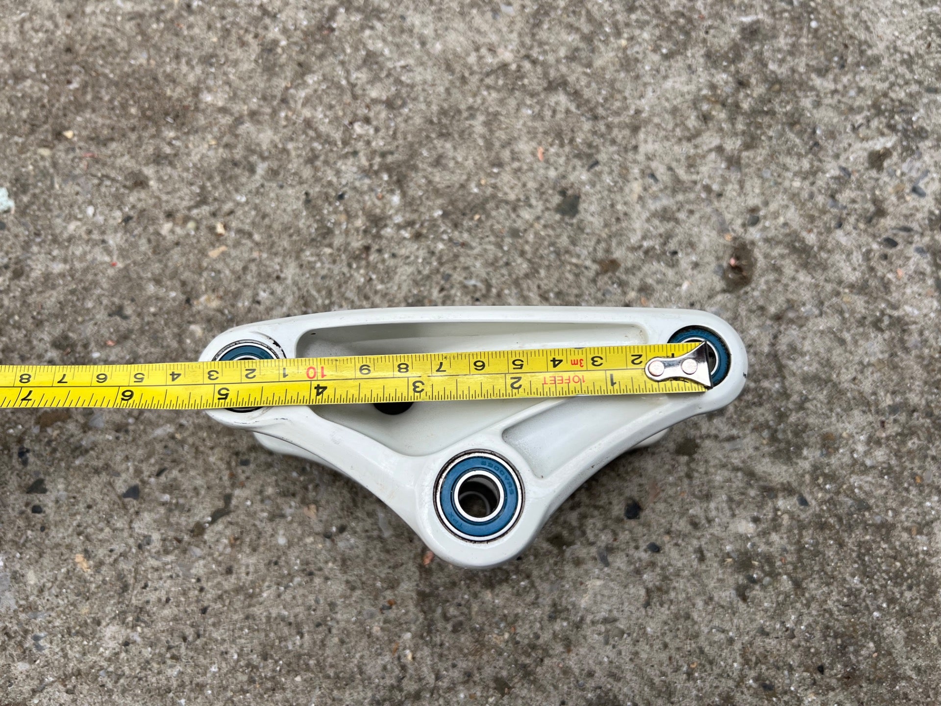 2013 Trek Rear Suspension Rocker Arm Linkage Piece White Blue Bearings - Image 7