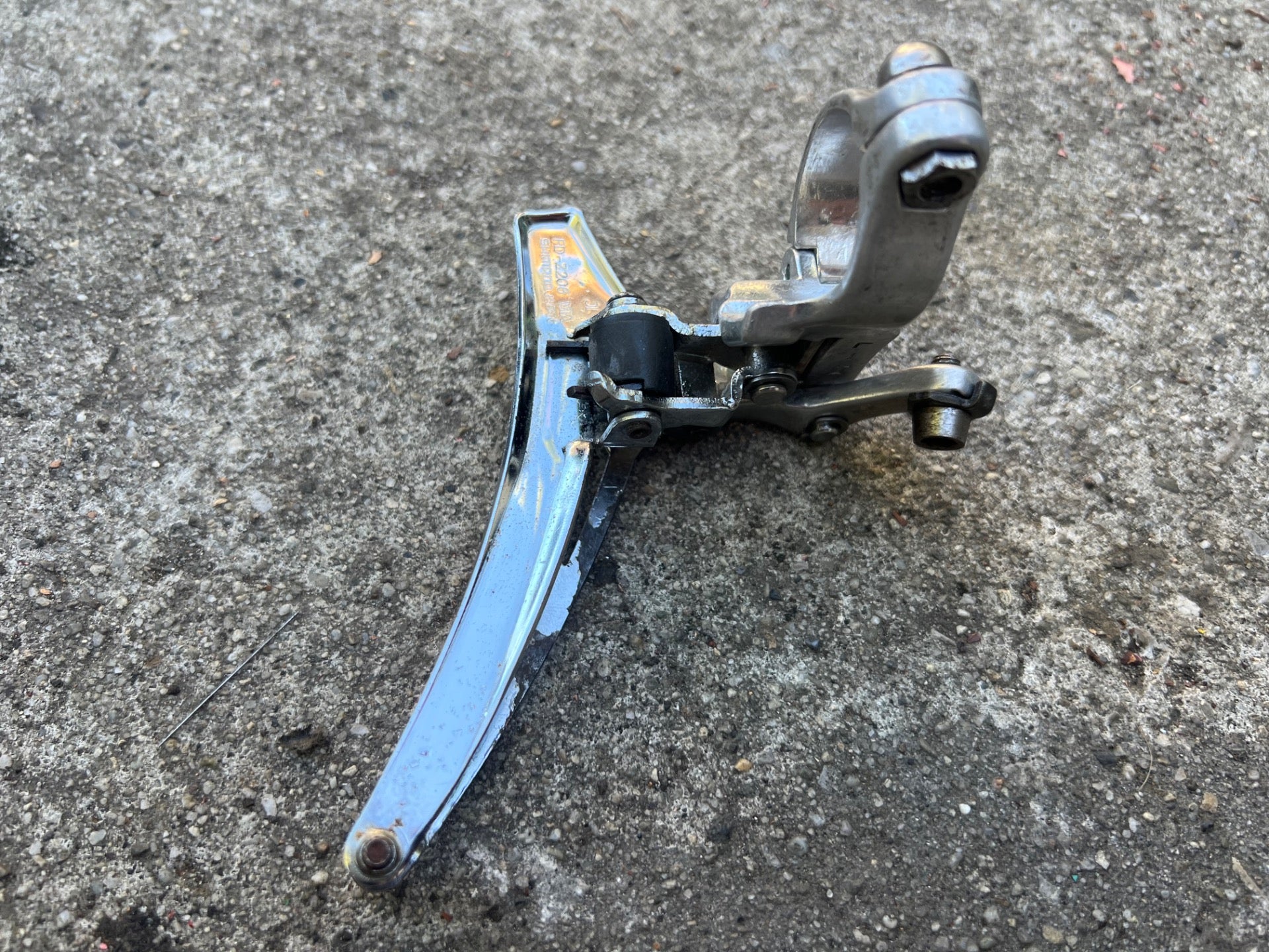 Shimano Z Series FD-Z206 28.6mm Bottom Pull Front Derailleur Double Vintage  - Image 7