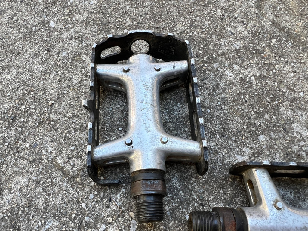 Used Shimano PD-M731 Platform Flat Pedals Vintage MTB Mountain Bike Retro Black Gray-Bicycle Bin