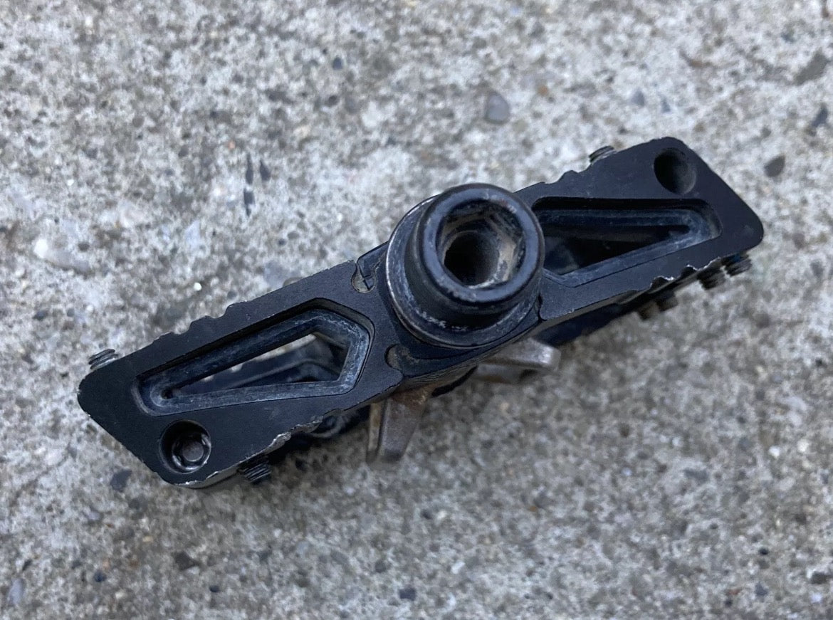 SINGLE Crankbros Mallet Right Pedal Clipless Egg Beater MTB DH Racing Black - Image 7