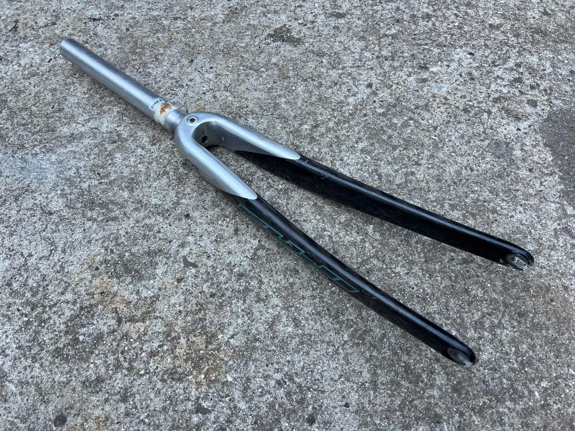 Fuji Carbon Fork 1 1/8” Threadless Steerer 9.25” Silver Black Road Bike Racing - Image 11
