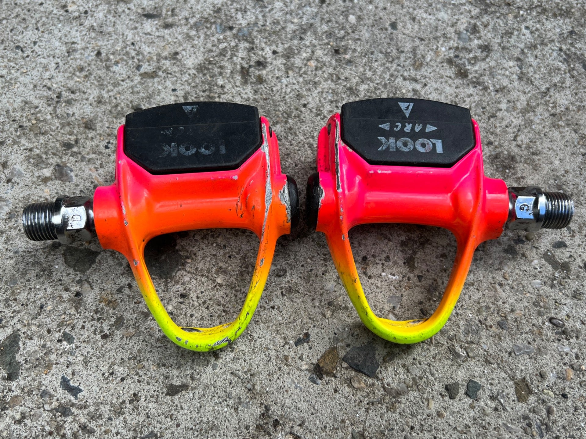 Look Carbon ARC PP76 Clipless Pedals Pink Orange Rainbow Neon Sunset Gatorfade - Image 7