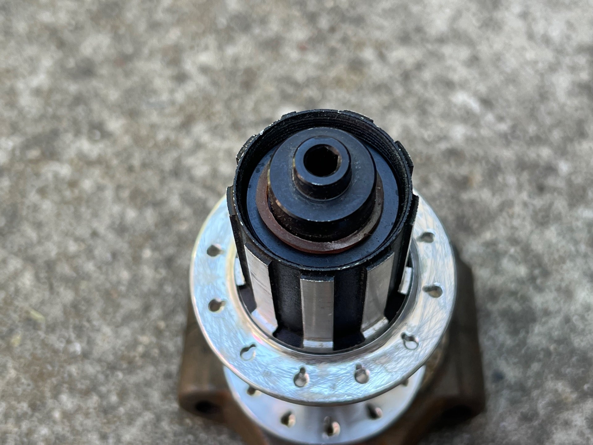 HED 24H Hole Shimano 11 Speed Rear Hub 130mm Silver Anodized Road Bike - Image 7