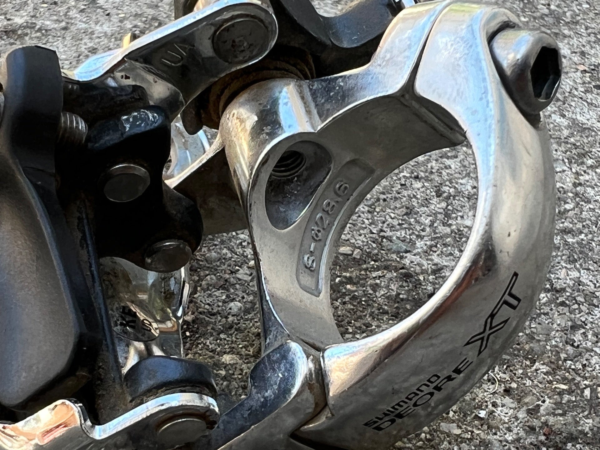 Shimano Deore XT FD-M739 Front Derailleur 28.6mm Top Pull Low Clamp MTB - Image 7