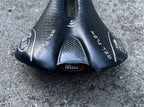 Used NICE Selle Italia Gel Flow Saddle Signo Carbon Titanium Black Road Racing 236g-Bicycle Bin