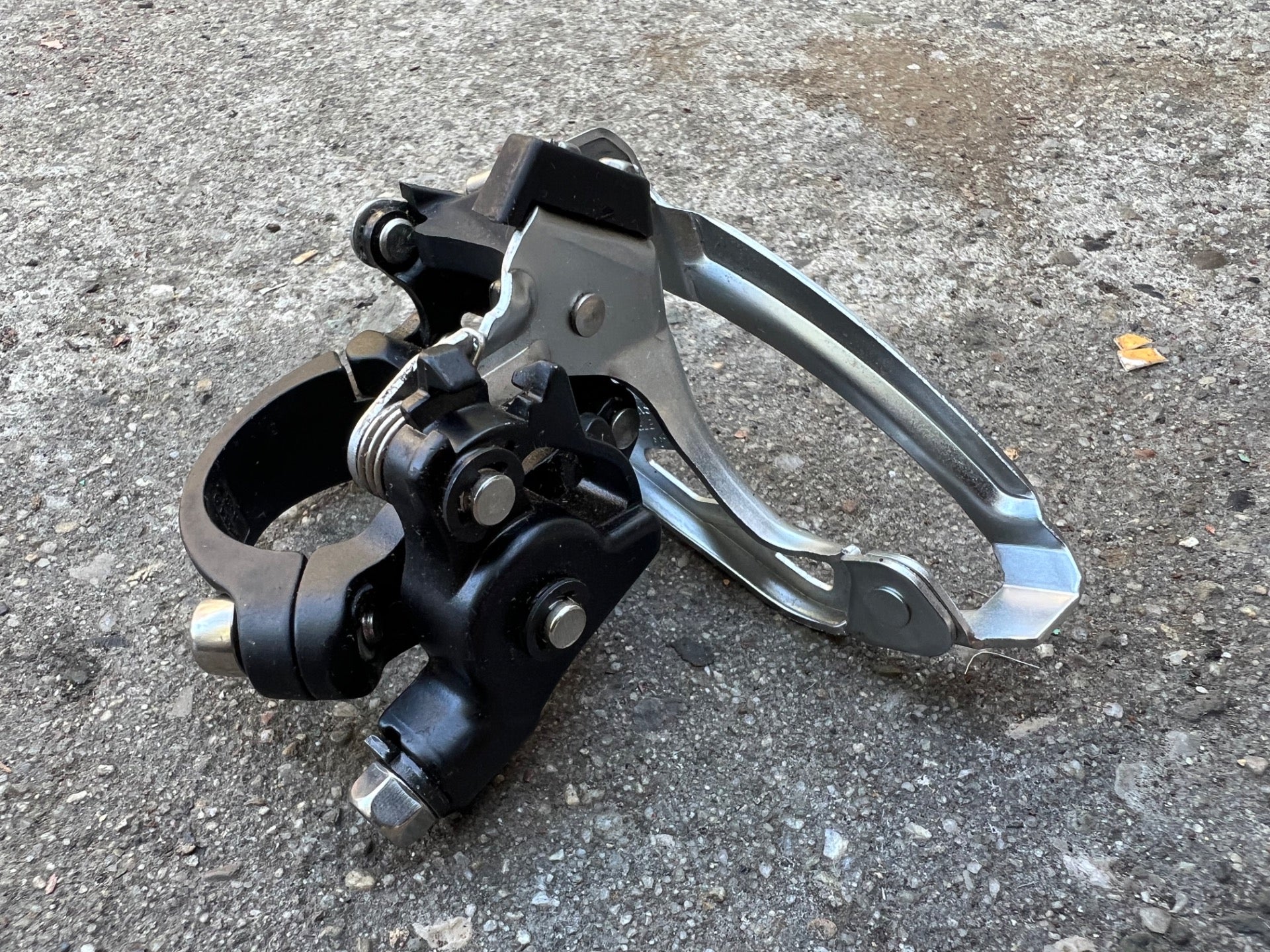 Shimano Deore FD-M615 34.9mm Dual Pull Double Front Derailleur MTB Touring Black - Image 7