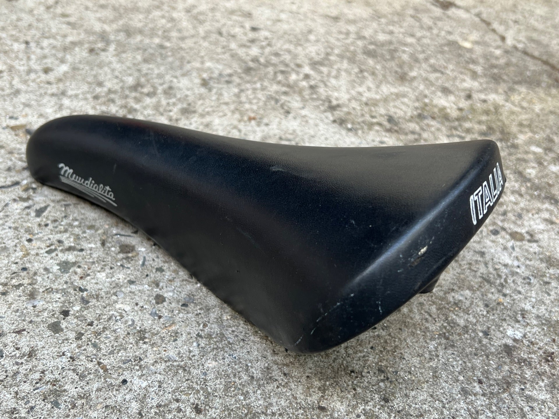 Mundialita Italia Vintage Road Bike Saddle Racing Black Italy Retro - Image 10