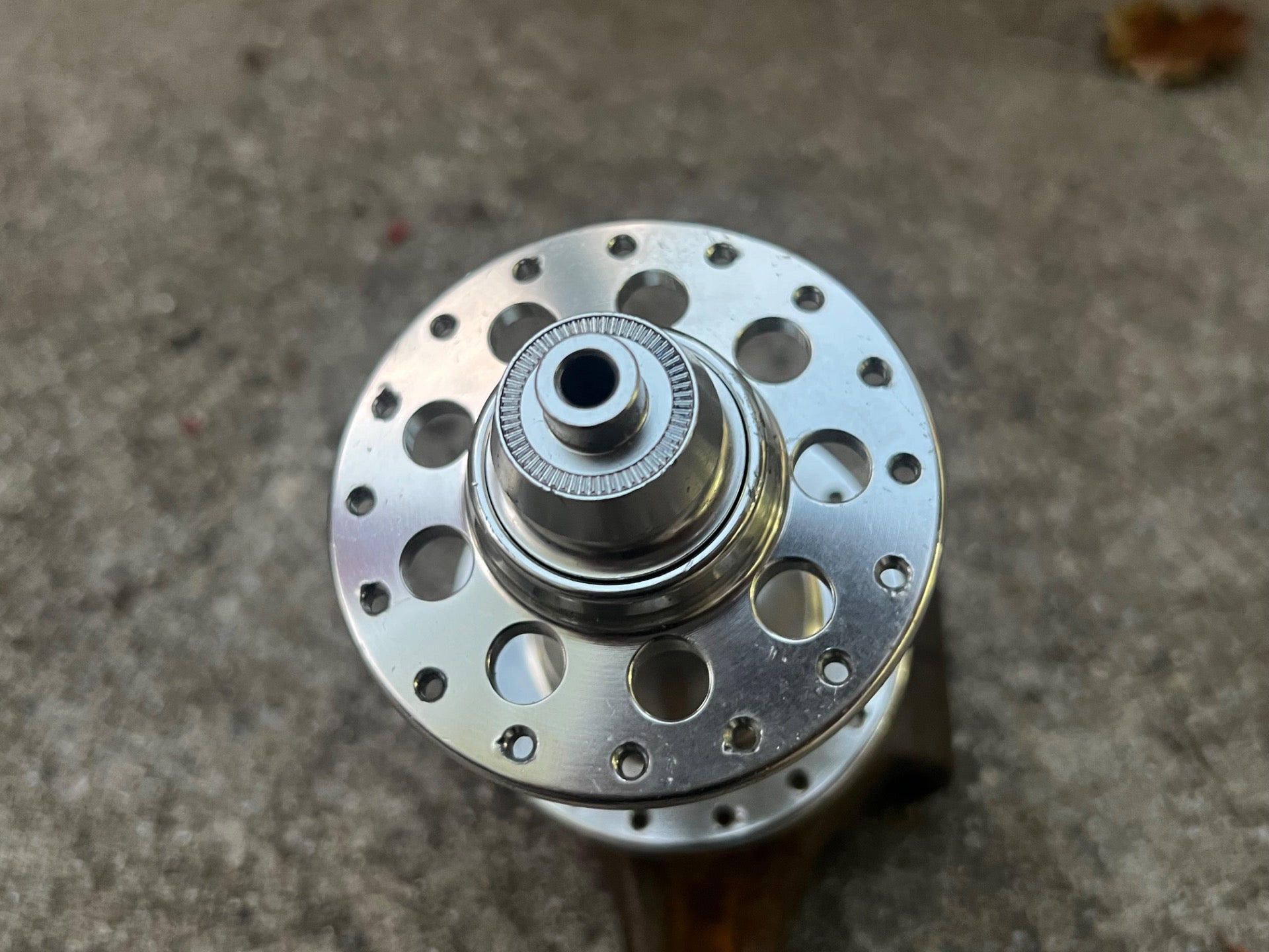 Bianchi ENE 130mm 9-12 Speed Campagnolo Ultra Drive Rear Hub Silver High Flange - Image 7