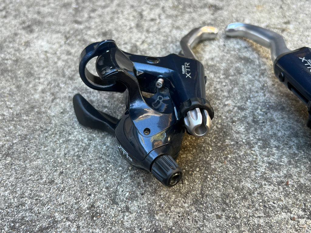 Shimano XTR ST-M900 Brake & Shifter Combo Shifters 3x8 Speed Cantilever MTB 9/10