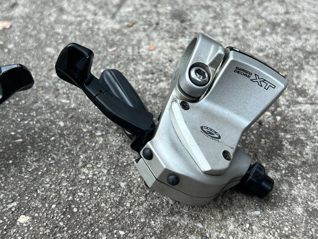 Shimano Deore XT SL-M750 3x9 Speed Shifters Trigger Shifter Set Vintage MTB Triple