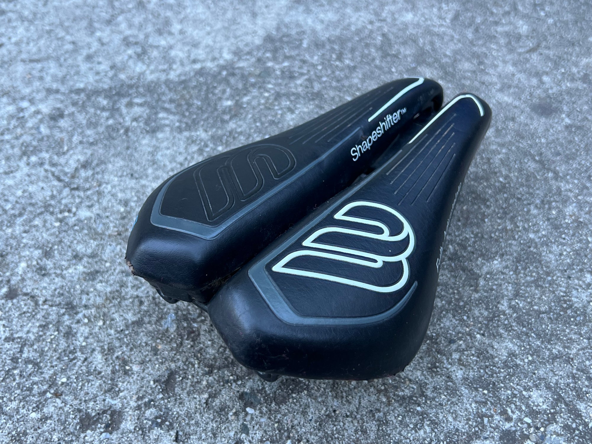 BiSaddle Shapeshifter Saddle Triathlon Tri Racing Road Bike Black