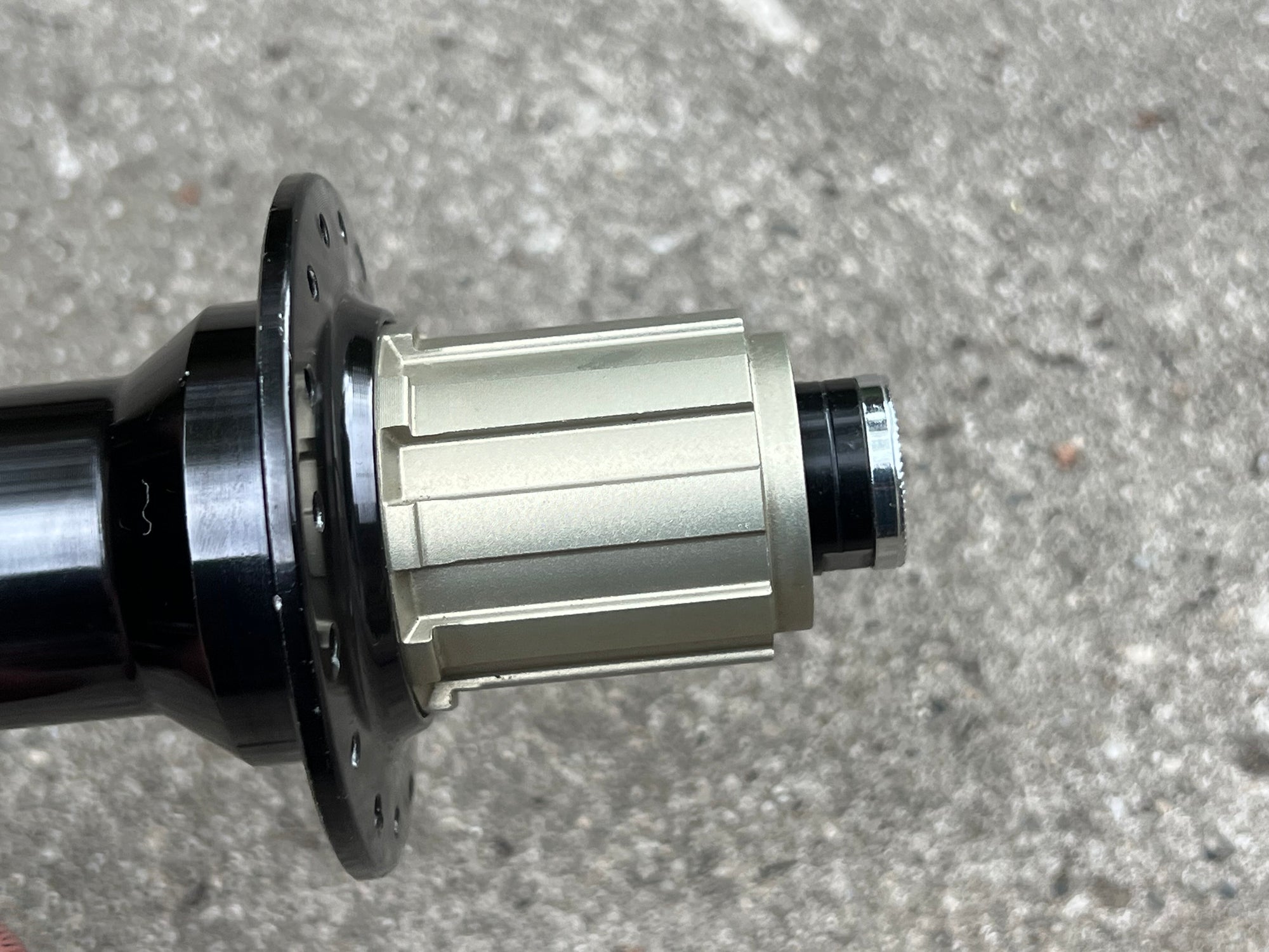 Sunrace Rear Hub 12x142mm 32H  8/9/10 Speed Shimano 6 Bolt Disc Mountain Bike Black