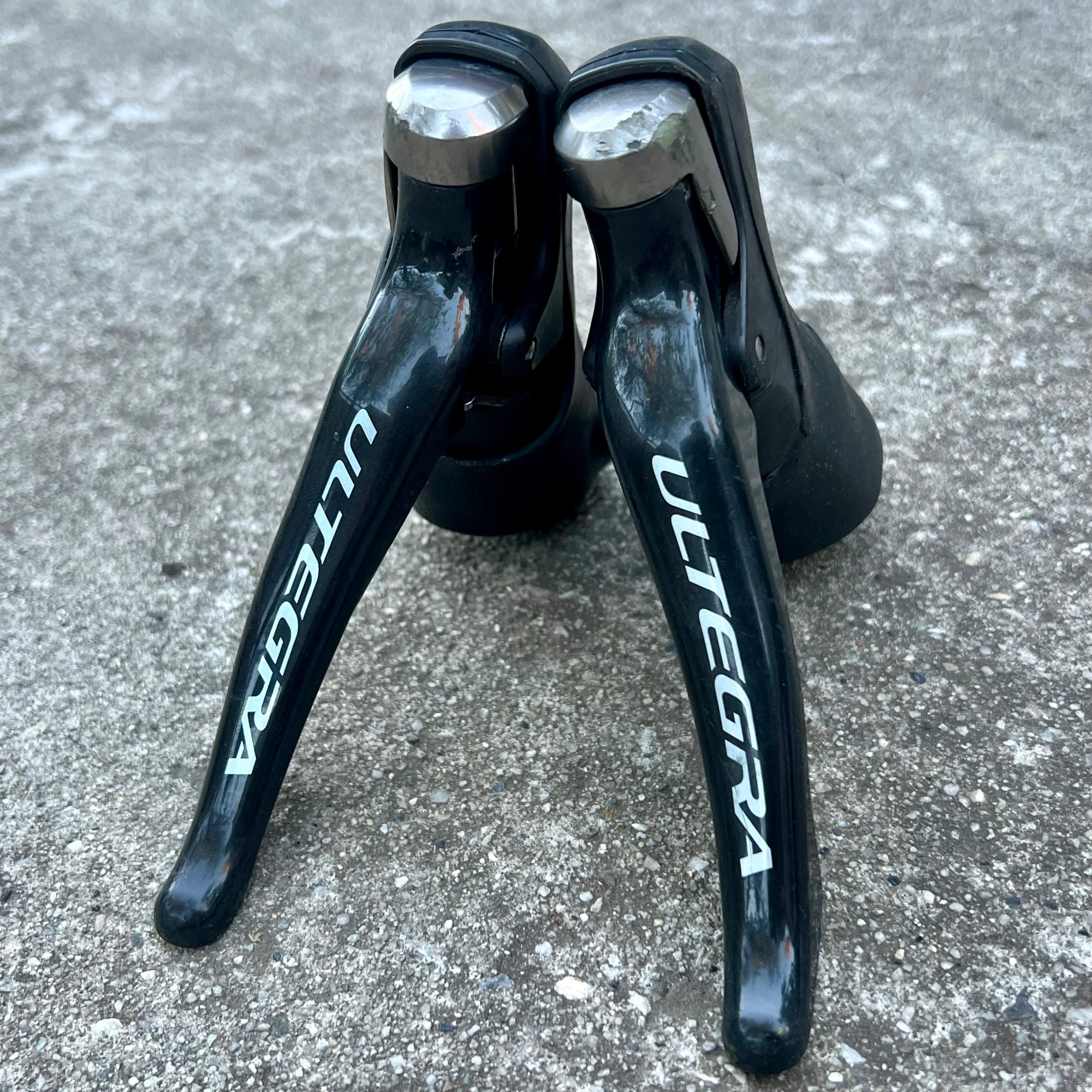 Shimano Ultegra ST-6800 2x11 Speed Double Road Shifters Brifters Brake Levers
