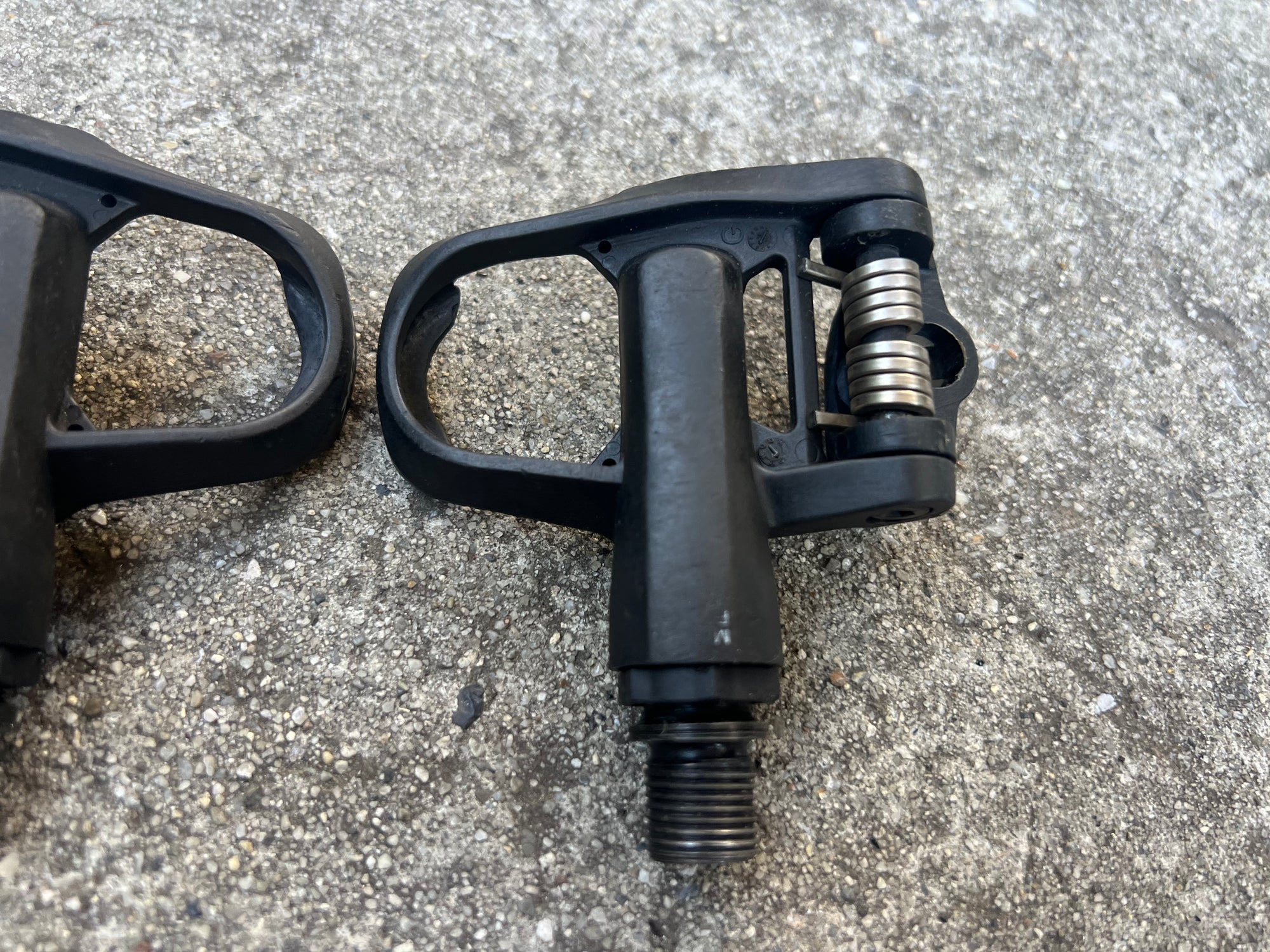 READ Look KEO 2 MAX Clipless Pedals Road Bike Black Cycling Tri