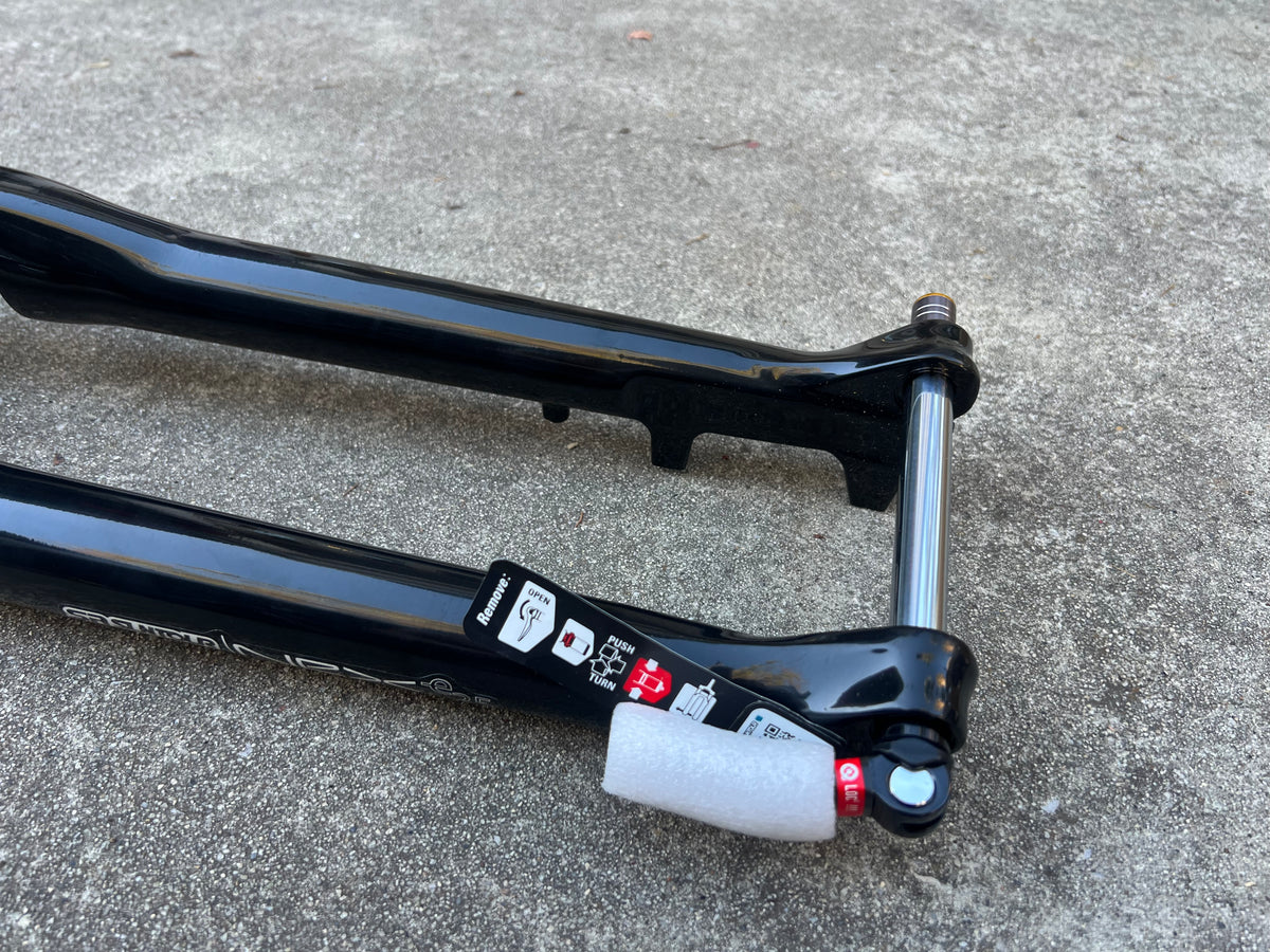 NEW SR Suntour NEX e25 1 1/8” Tapered 15x100mm 50mm 700c Travel Suspension Fork w Lockout