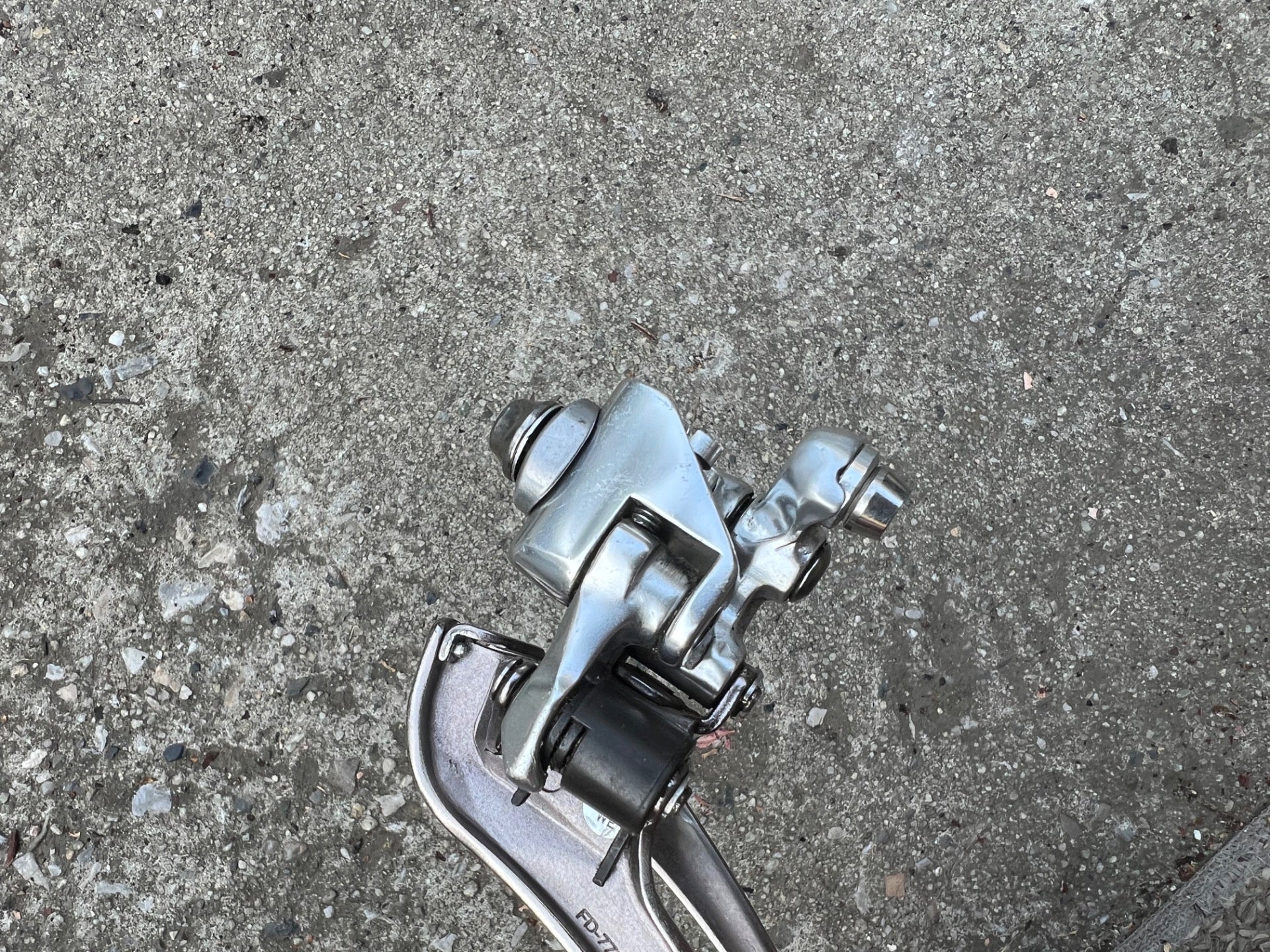 MINT Shimano Dura Ace FD-7700 Front Derailleur Braze On Bottom Pull 2x9 Speed  - Image 8