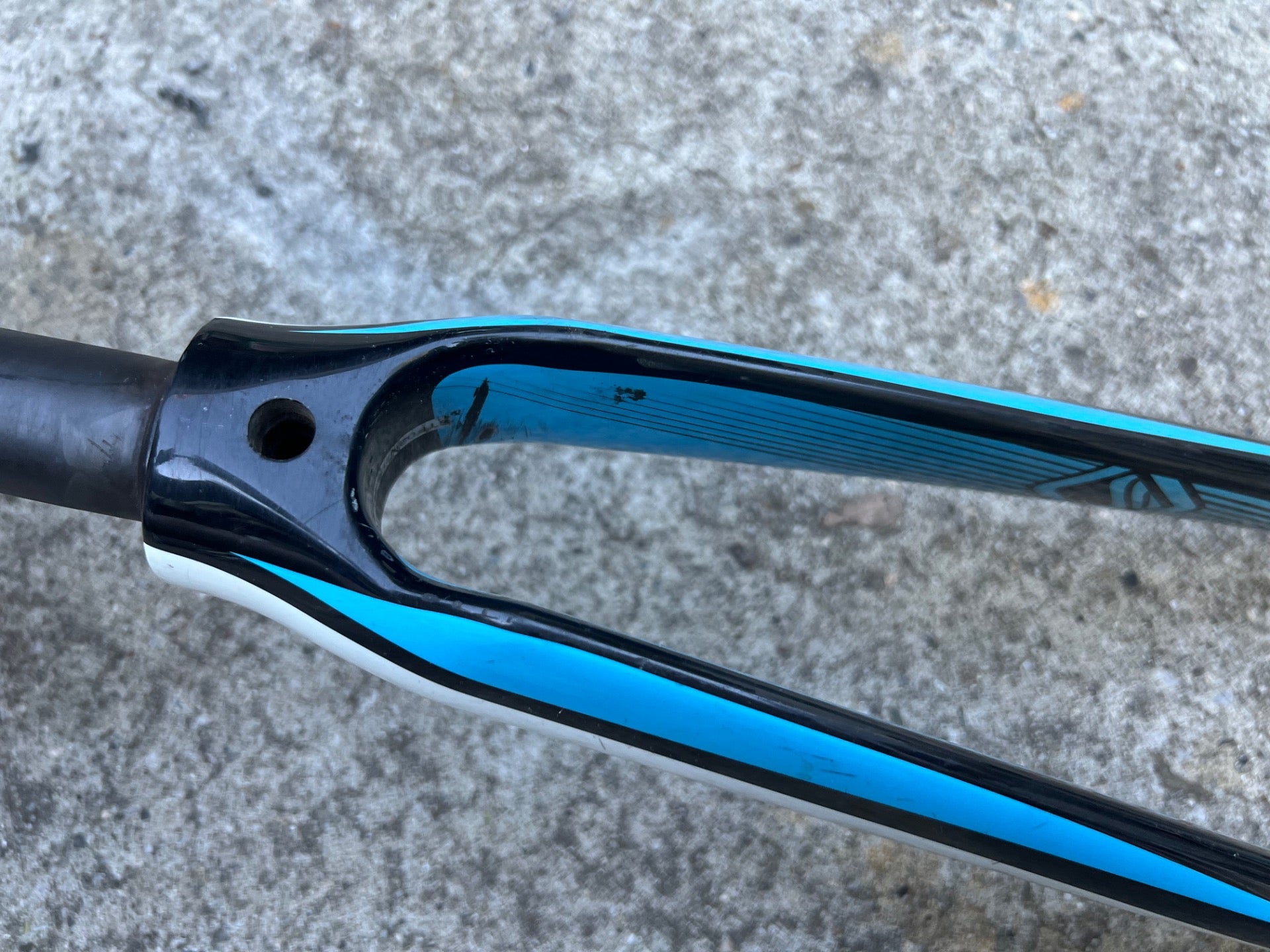 Scott Carbon Fork 700c 1 1/8” 9.25” Threadless Steerer Road White Blue Black  - Image 13