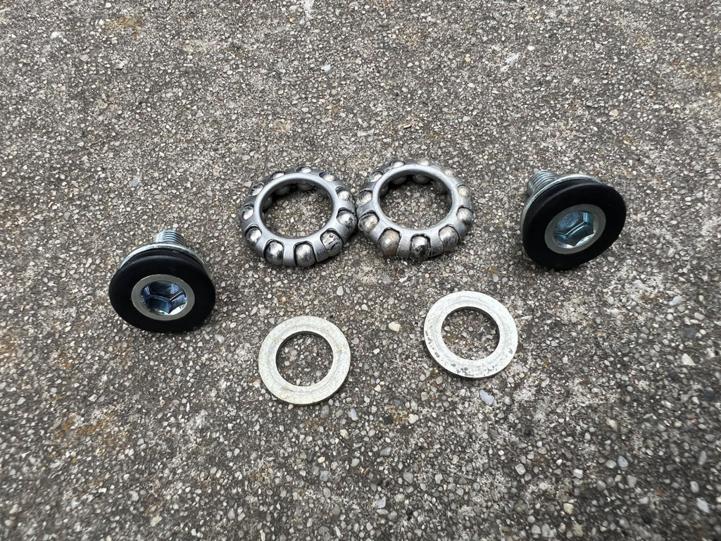 Sugino 75 165mm Crankset & Bottom Bracket 68mm NJS Silver Track Vintage Retro - Image 15