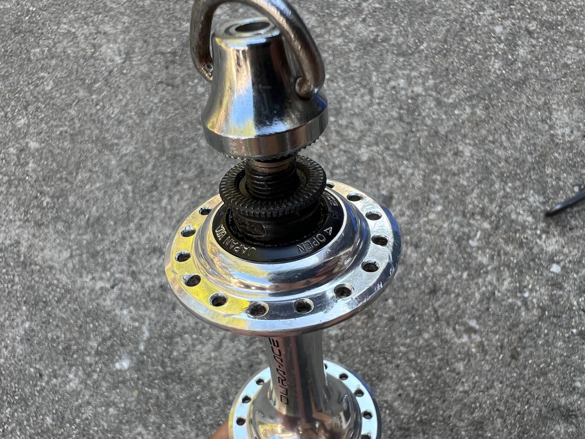 Shimano Dura Ace 7400 Front Hub 32H Hole 100mm Quick Release Vintage Road Bike  - Image 8