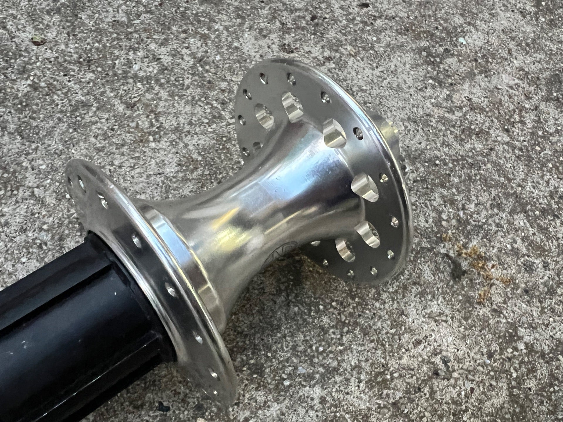 Bianchi ENE 130mm 9-12 Speed Campagnolo Ultra Drive Rear Hub Silver High Flange - Image 8