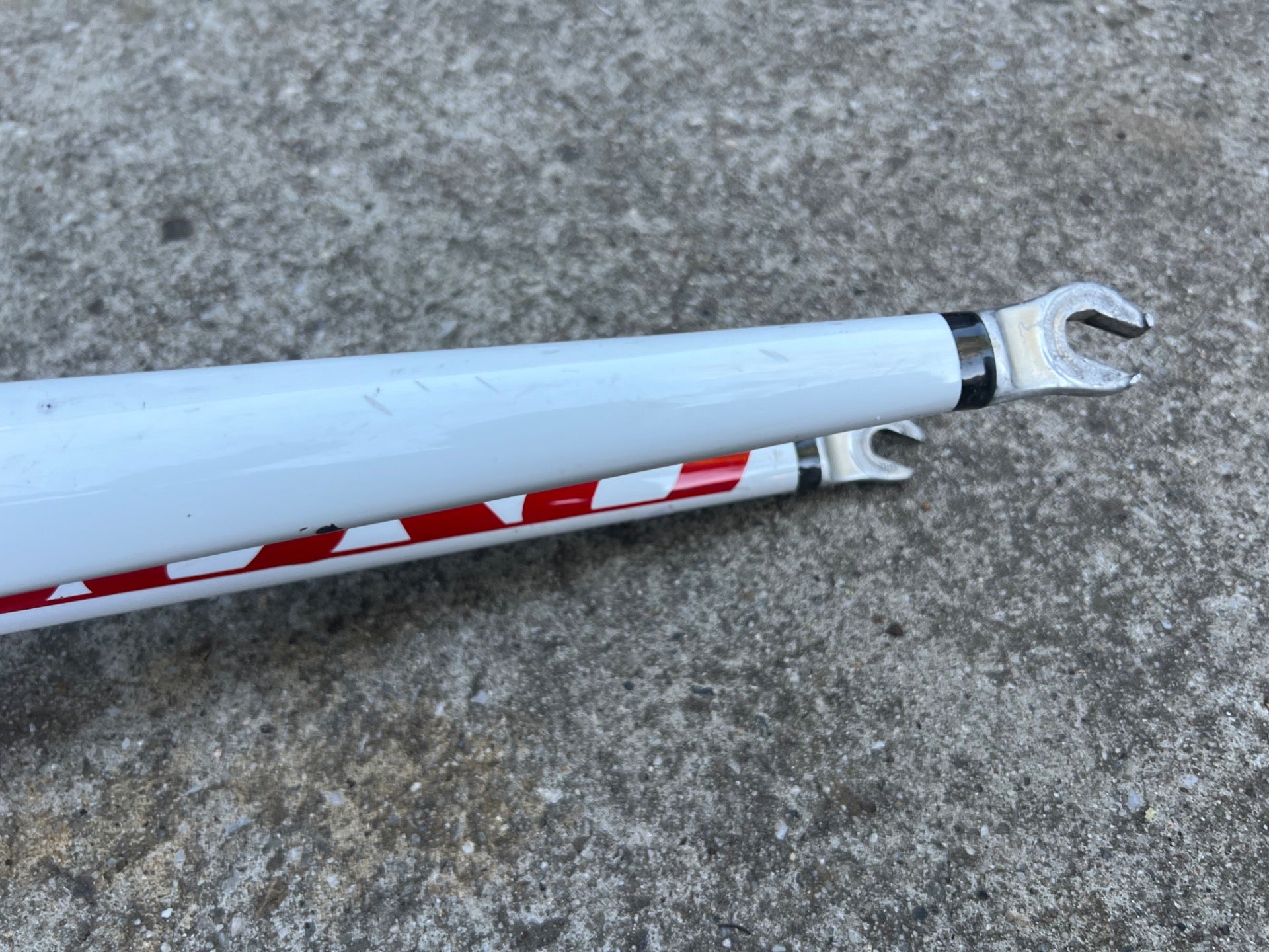 Guru Carbon Fork 700c 1 1/8” 8.25” Steerer True Temper White Red Threadless Road - Image 13