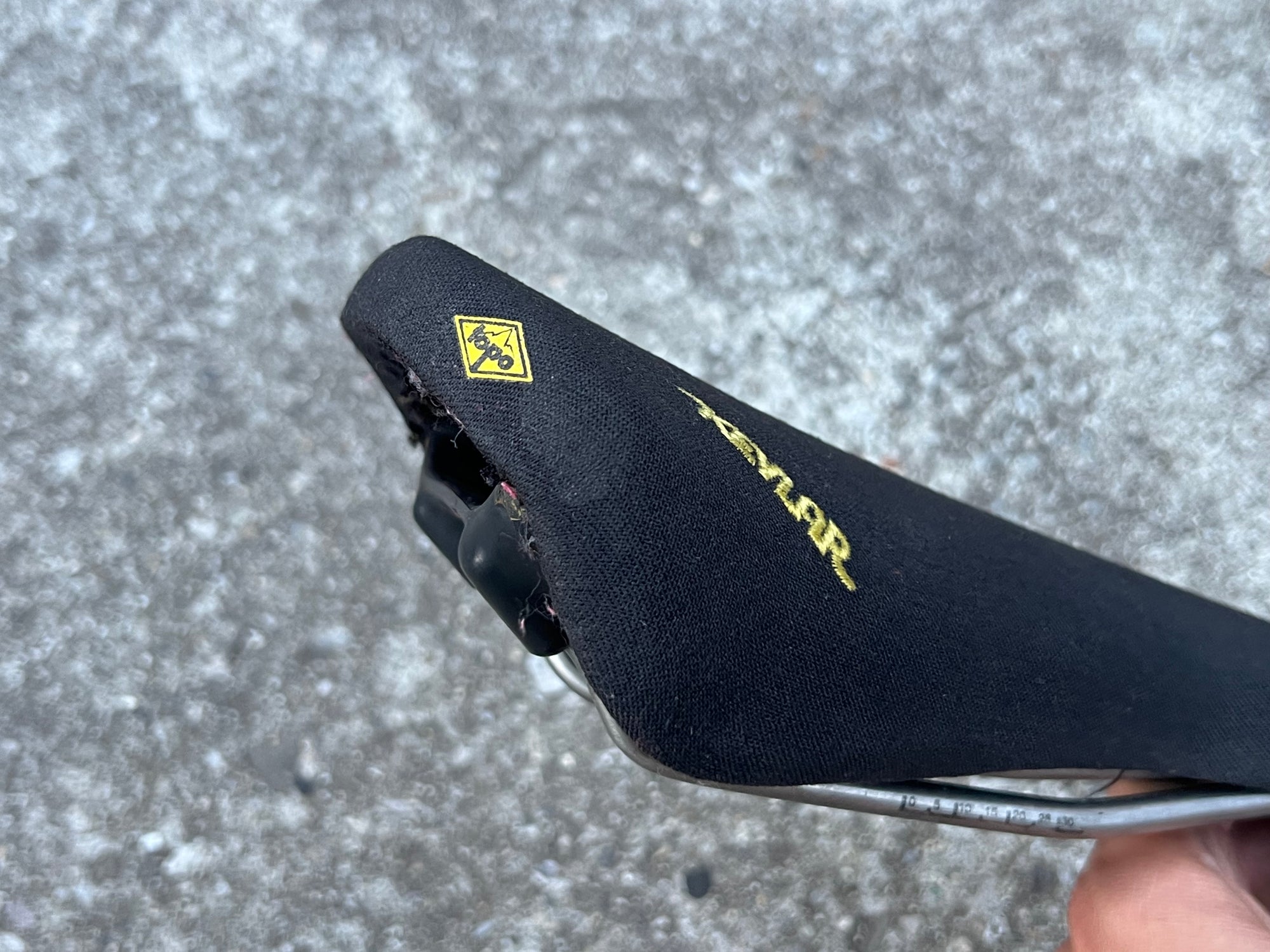 Velo Topo KT Comp Kevlar Titanium Saddle Vintage MTB Mountain Bike Black Yellow