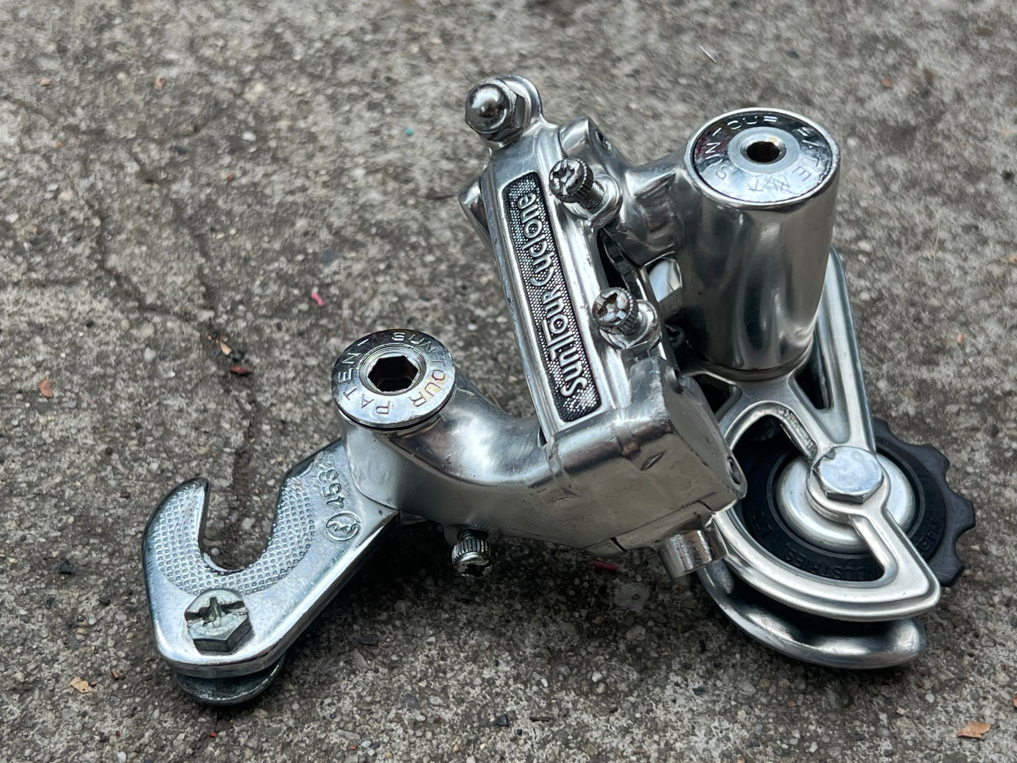 Suntour Cyclone MK1 5 Speed Silver Road Short Cage Vintage Rear Derailleur w Claw