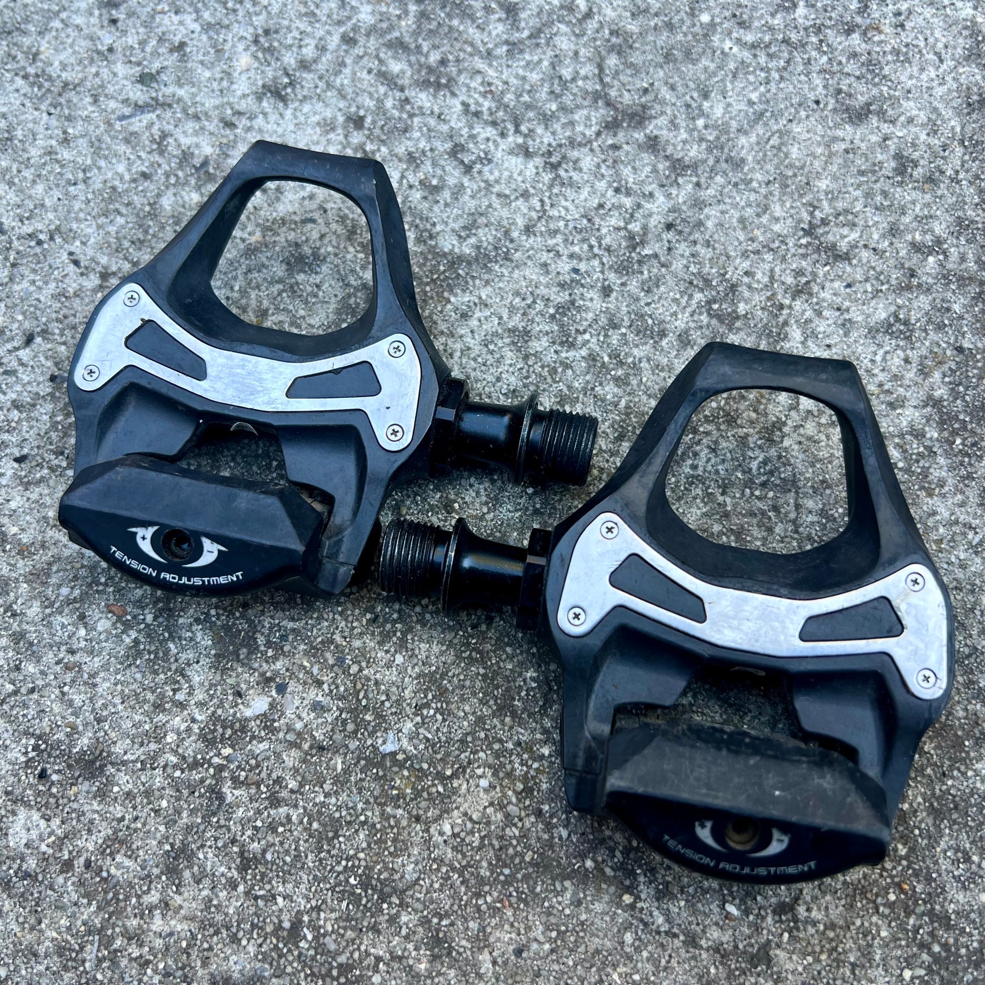 Shimano 105 PD-5800 SPD-SL Pedals Road Bike Cycling Touring Black Triathlon