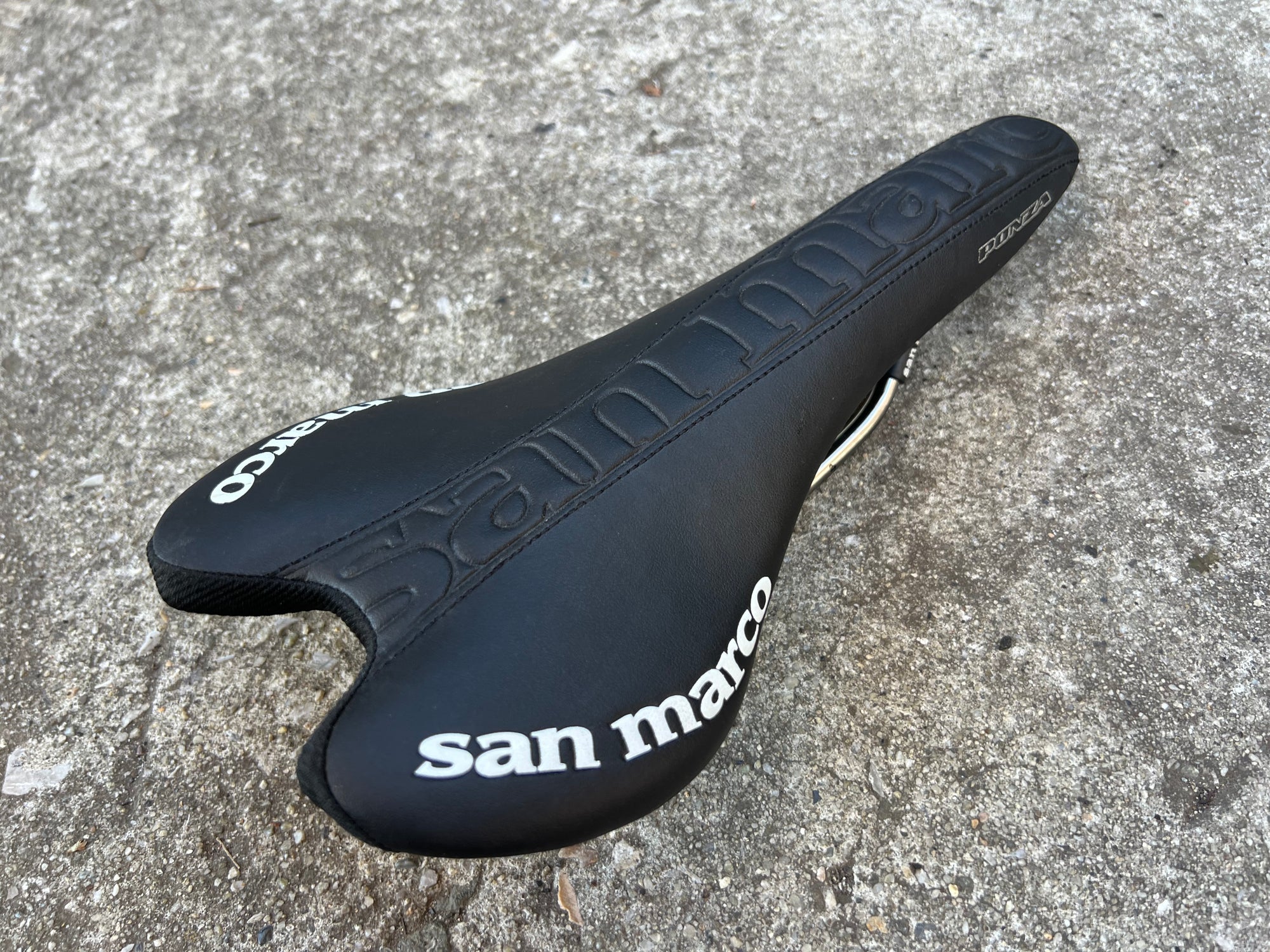 Selle San Marco Ponza Black Road Bike Racing Saddle 226g 270x125mm