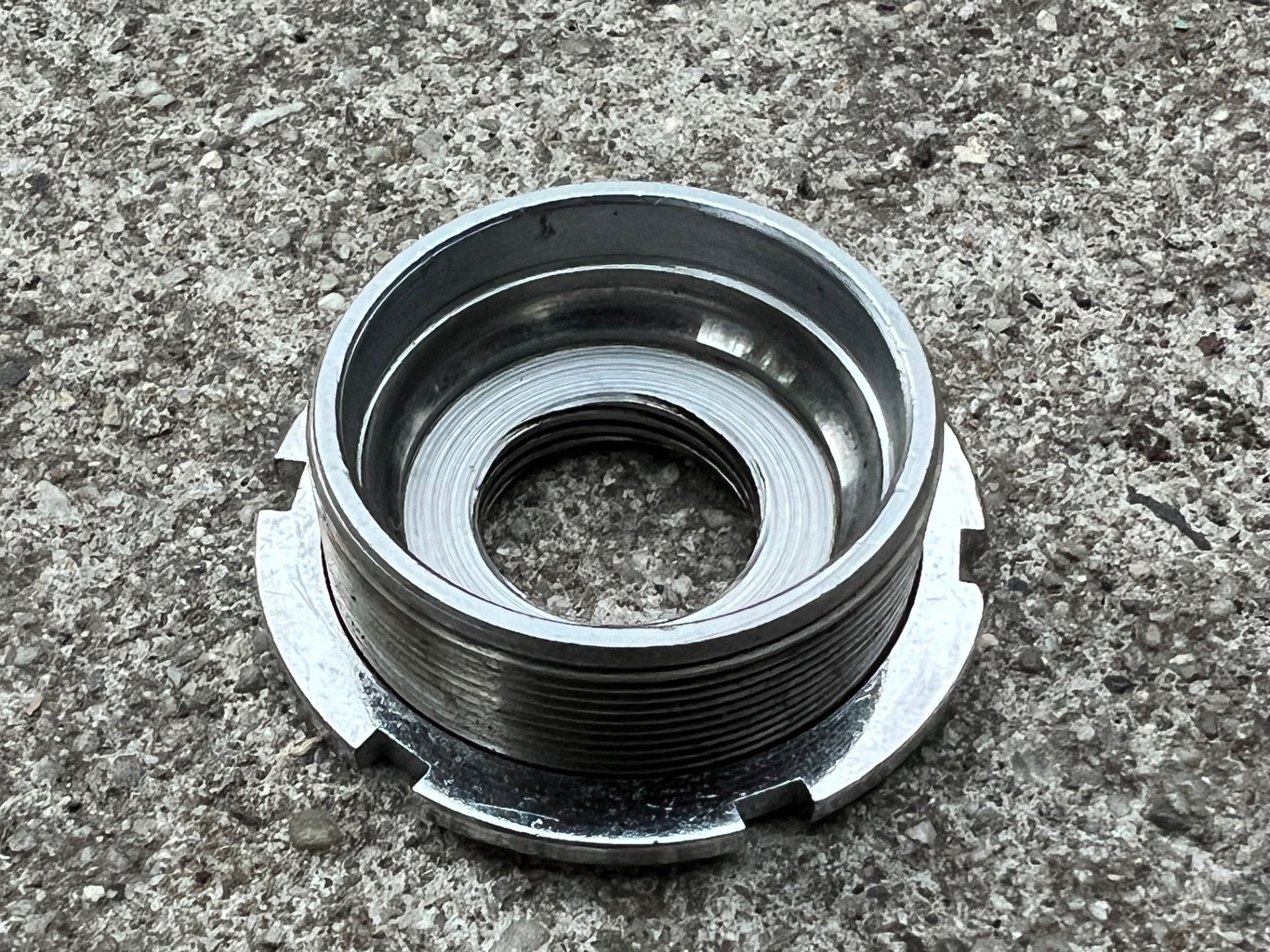 Campagnolo 70-SS 70x115mm Bottom Bracket Italian Thread Nuovo Record Chrome  - Image 9