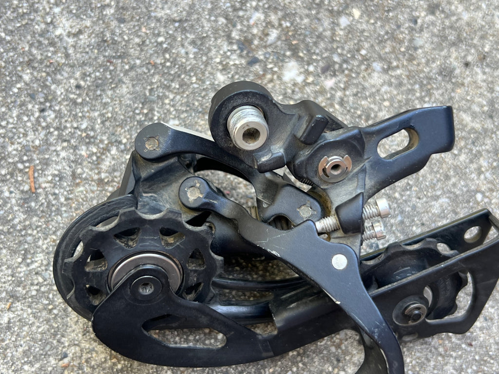 Shimano XTR RD-M980 Rear Derailleur 10 Speed Medium Cage Carbon XC MTB Gravel  - Image 11
