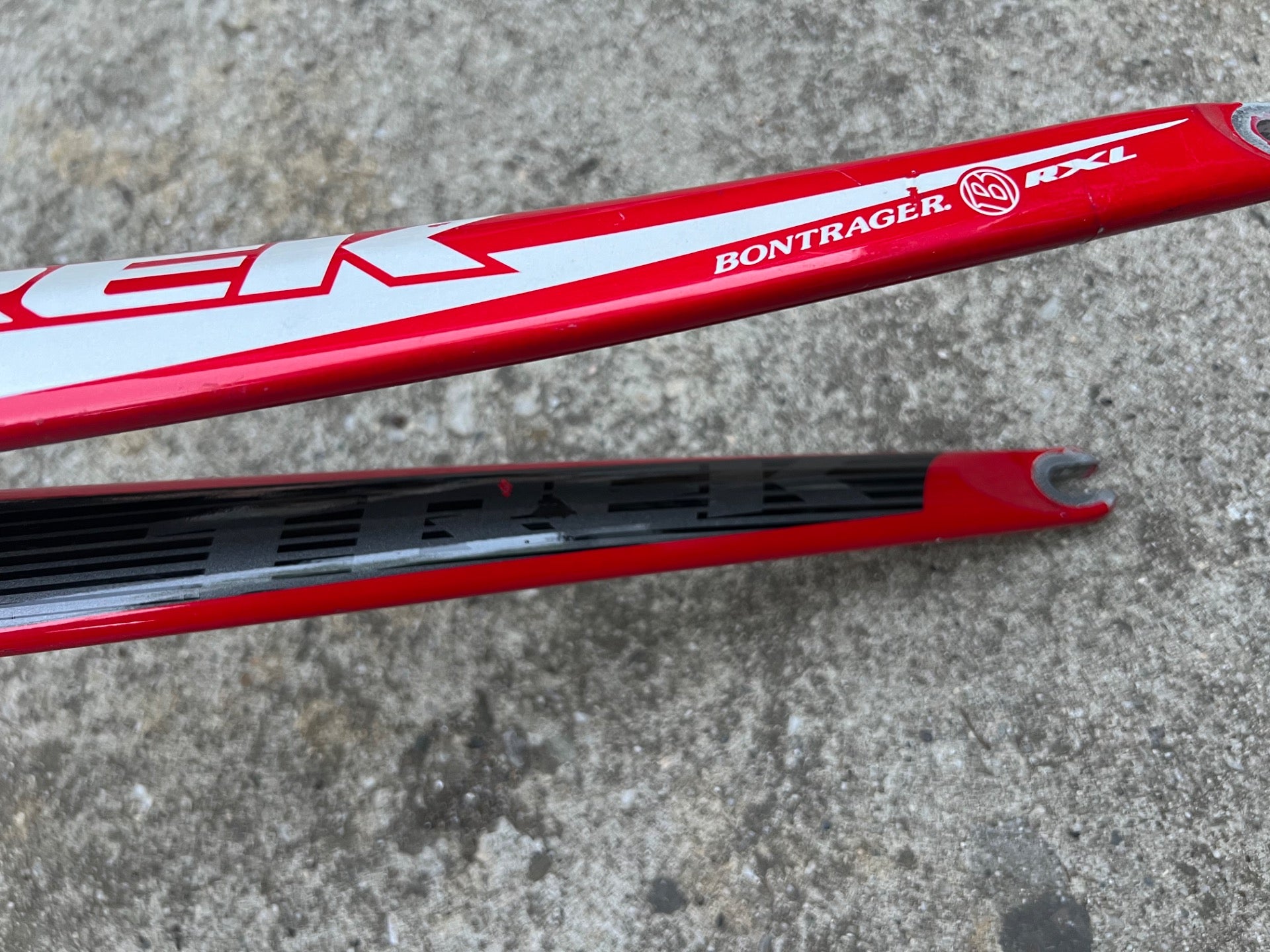 Trek RXL Bontrager 1 1/8” Tapered Carbon Fork Red White Aluminum Road Bike Race - Image 19