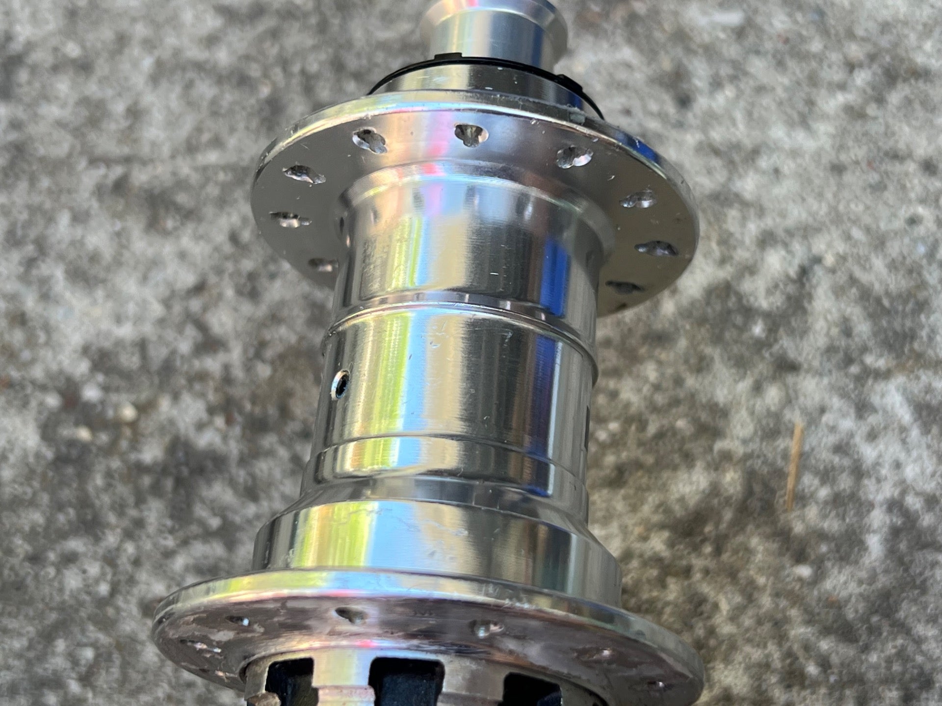 HED 24H Hole Shimano 11 Speed Rear Hub 130mm Silver Anodized Road Bike - Image 9