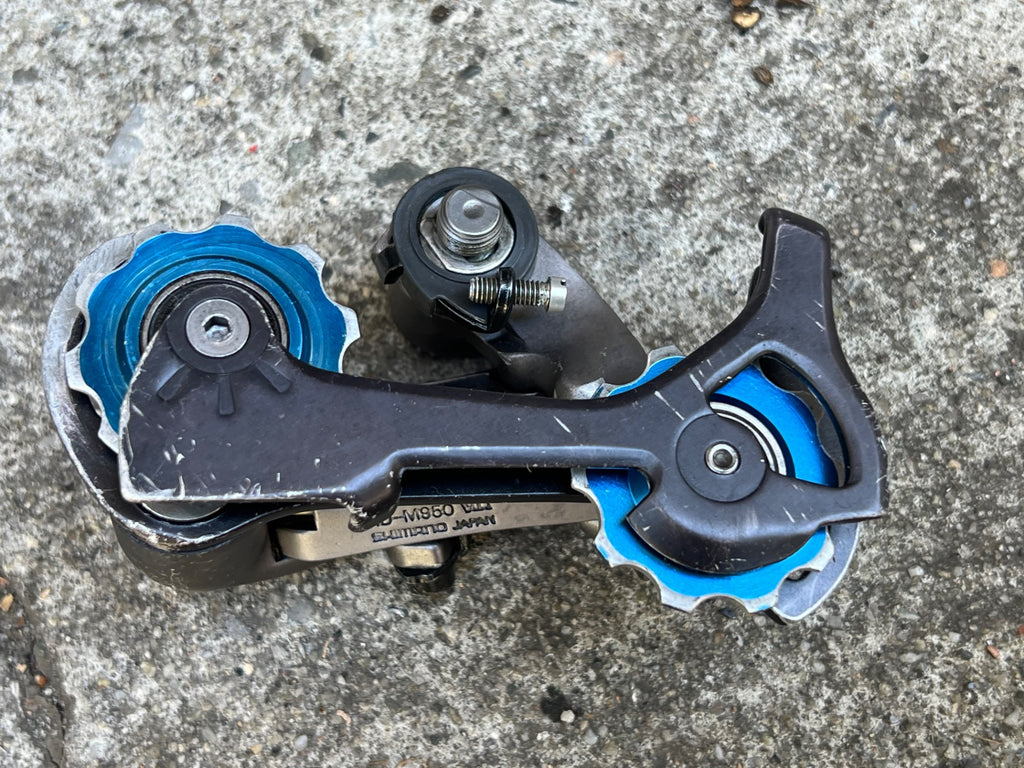 Shimano XTR RD-M950 Medium Cage Rear Derailleur 8 Speed Vintage MTB Mountain  - Image 10