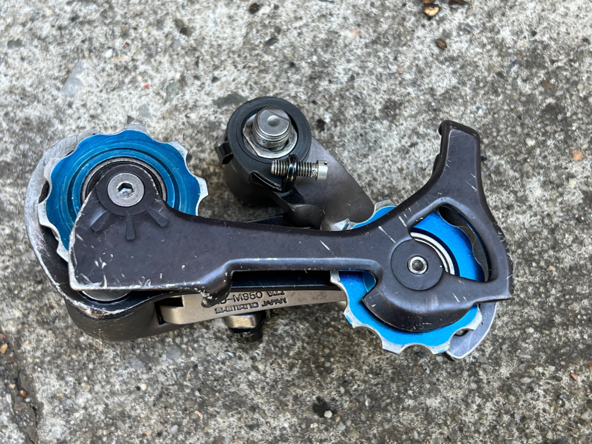 Shimano XTR RD-M950 Medium Cage Rear Derailleur 8 Speed Vintage MTB Mountain  - Image 10