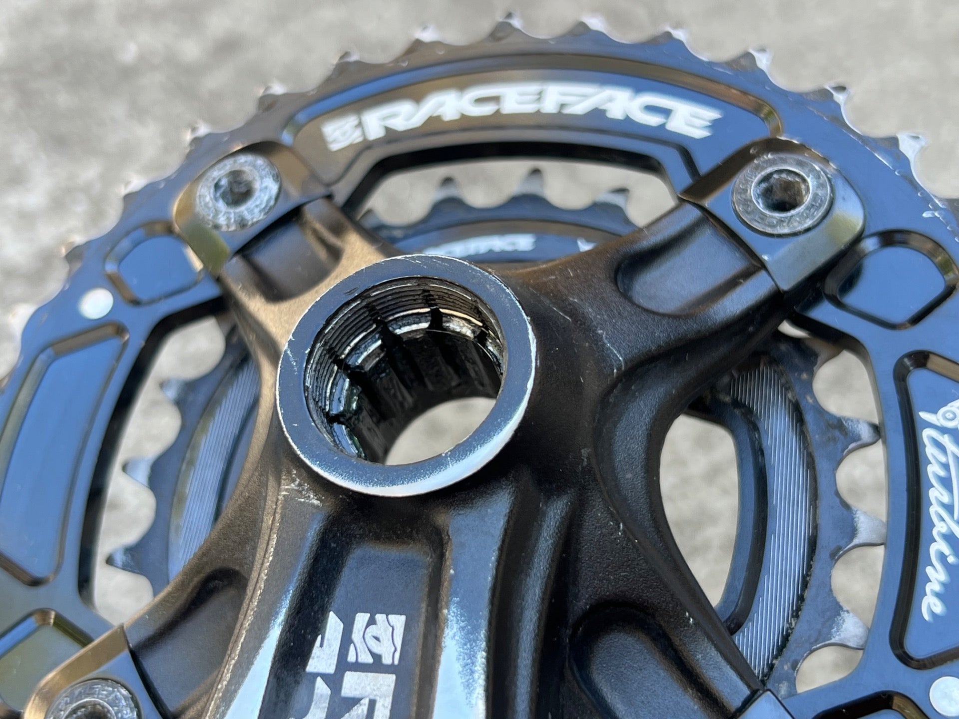 Raceface Ride Crankset Double 9/10 Speed 24mm Spindle 36/24T Black MTB Mountain  - Image 15