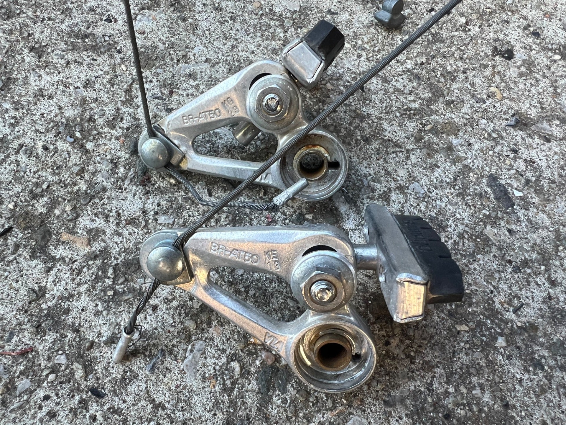 Shimano BR-AT50 Cantilver Brakes Brake Set Vintage MTB Touring Bike Retro  - Image 10