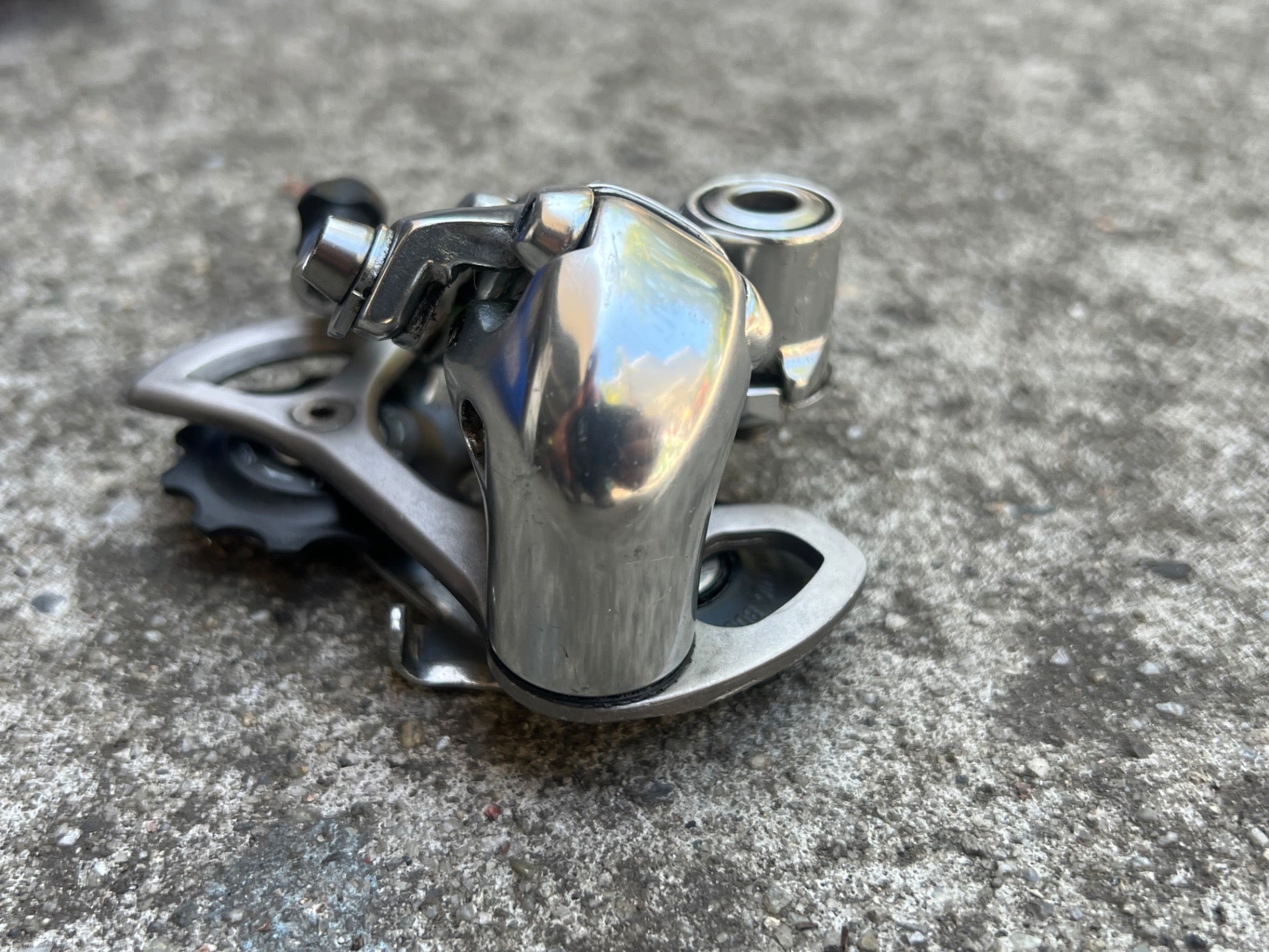 Shimano Ultegra RD-6600 10 Speed Short Cage Rear Derailleur Silver Road Bike  - Image 9
