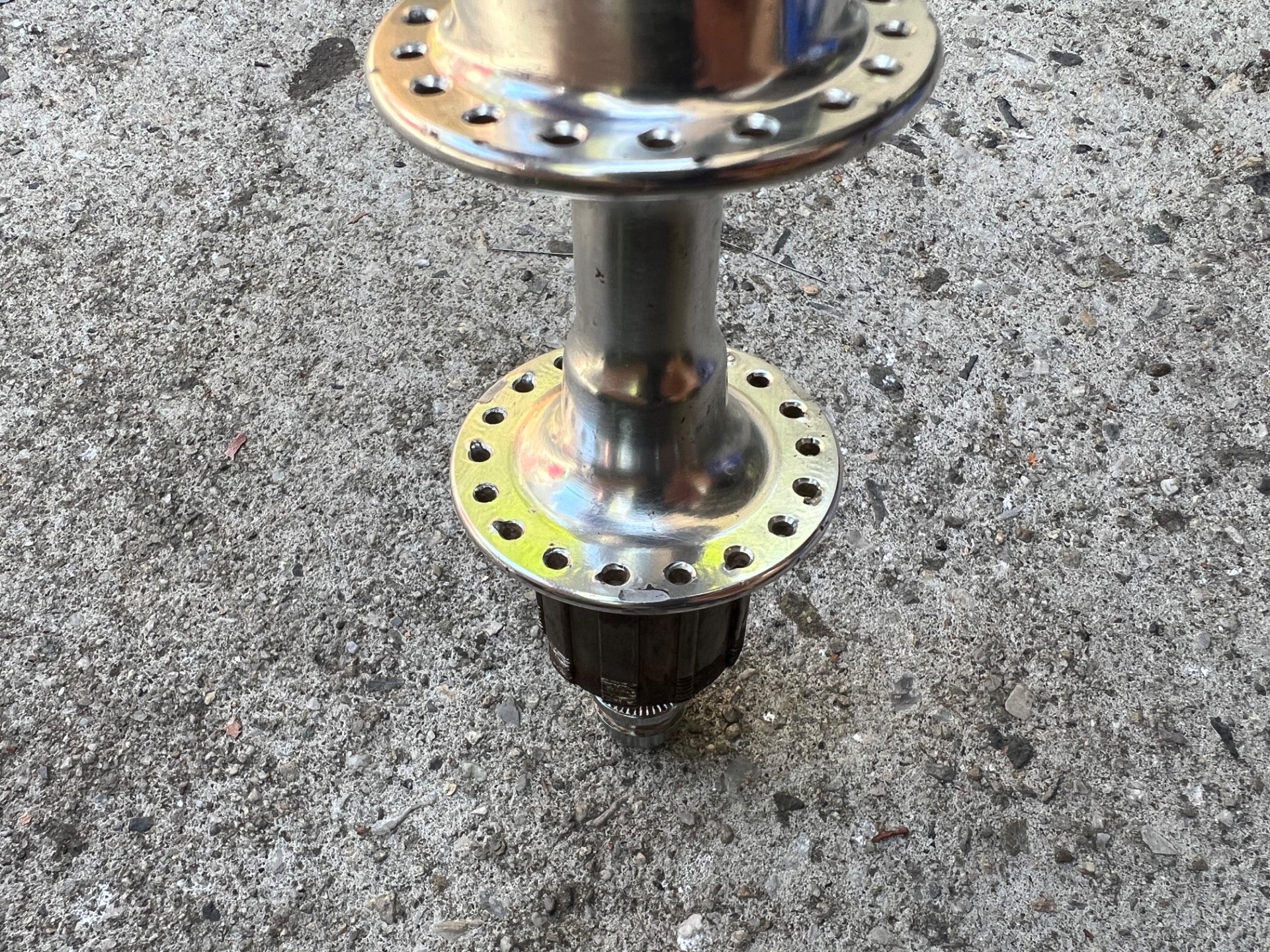 Shimano Deore DX 36H Hole M560 Rear Hub 130mm Vintage MTB Touring Bike Silver - Image 9