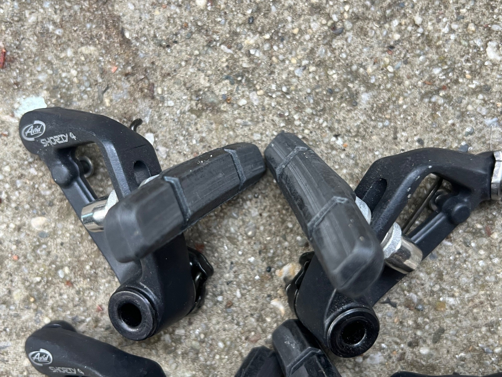 Avid Shorty 4 Cantilever Brakes Front & Rear Black Touring Gravel Commuter Bike  - Image 10
