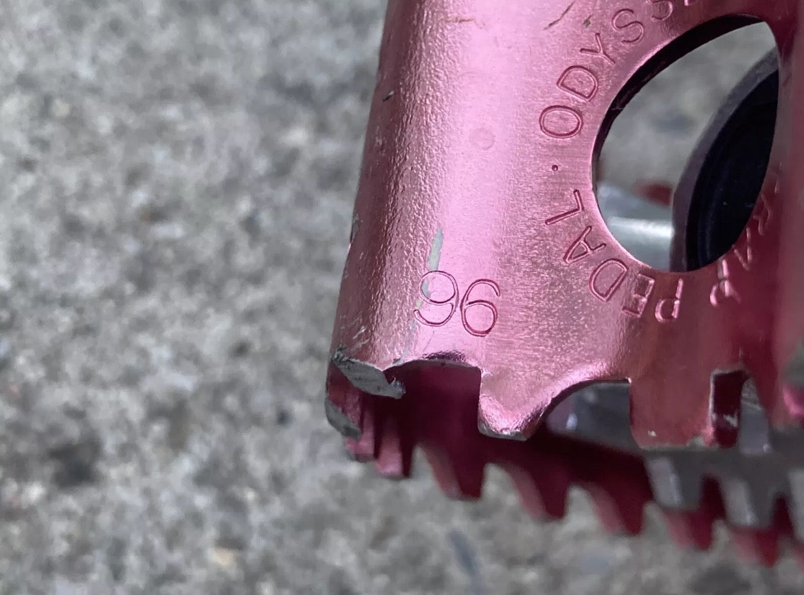 Odyssey Triple Trap 9/16” Pedals Red Pink Anodized Vintage BMX ATB OG Aluminum - Image 9