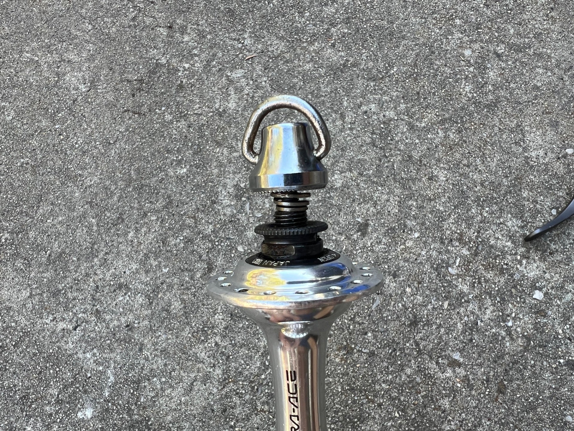 Shimano Dura Ace 7400 Front Hub 32H Hole 100mm Quick Release Vintage Road Bike  - Image 9