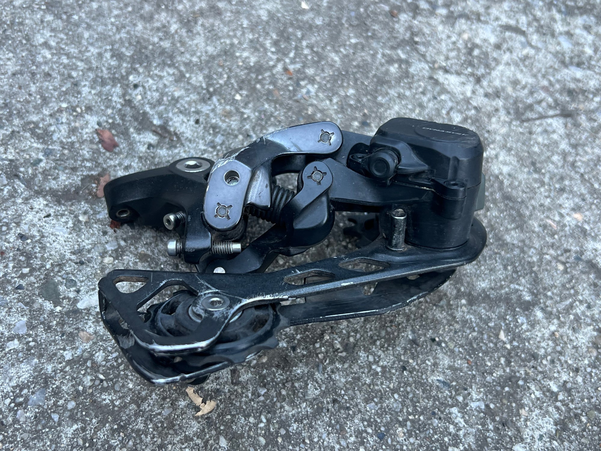 Shimano Deore XT RD-M8000 11 Speed Rear Derailleur Shadow Clutch Medium Cage MTB