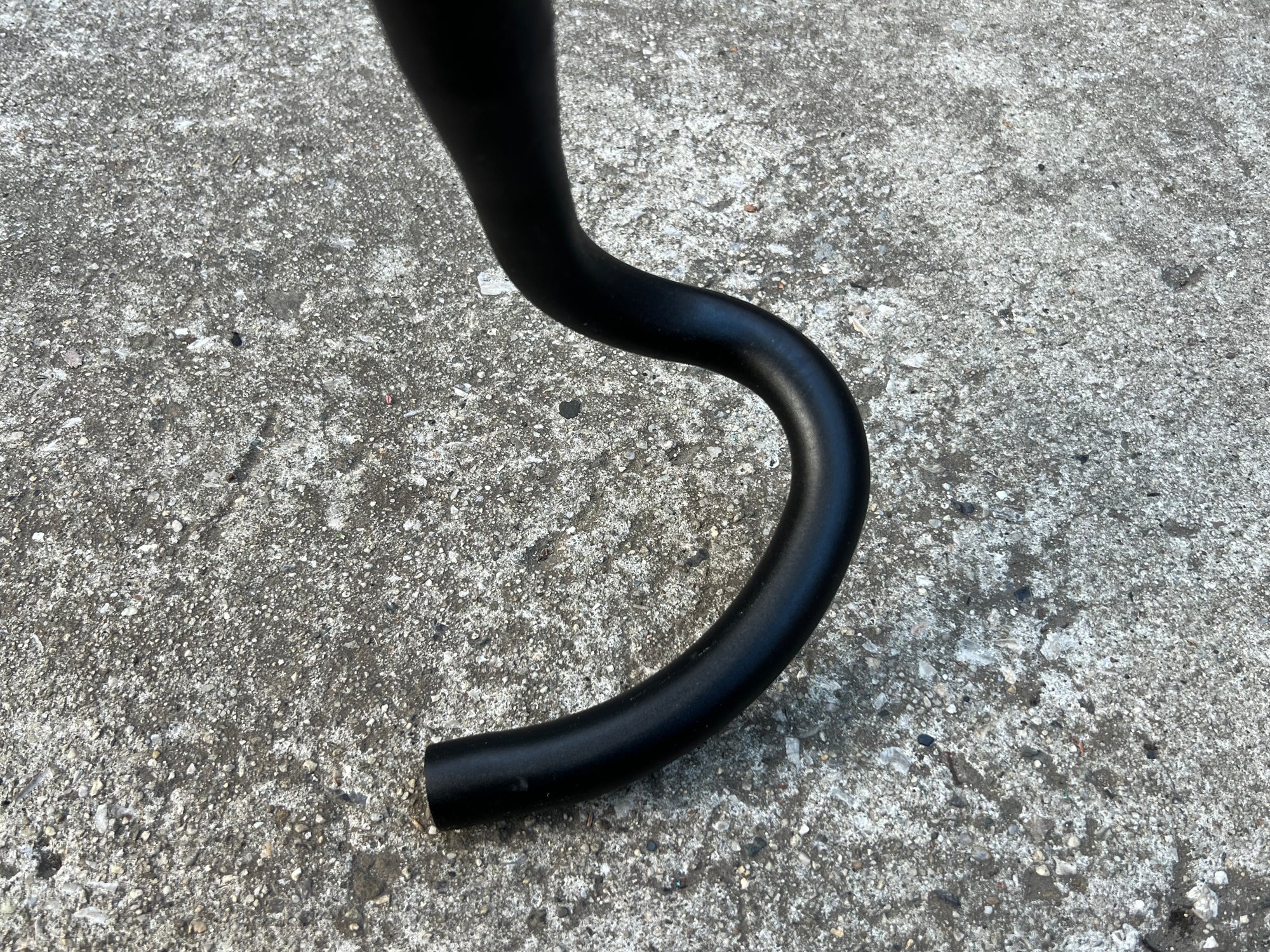 Cinelli Dinamo 31.8x420mm 42cm Aluminum Road Black Red Drop Bars