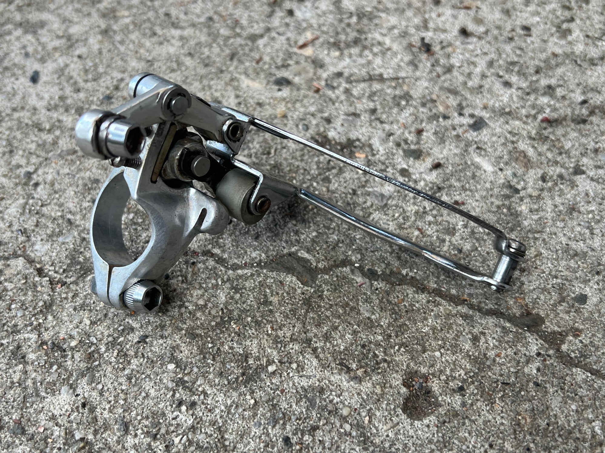 Shimano Deore XT FD-M700 Deerhead Front Derailleur 28.6mm Bottom Pull Triple Vintage MTB