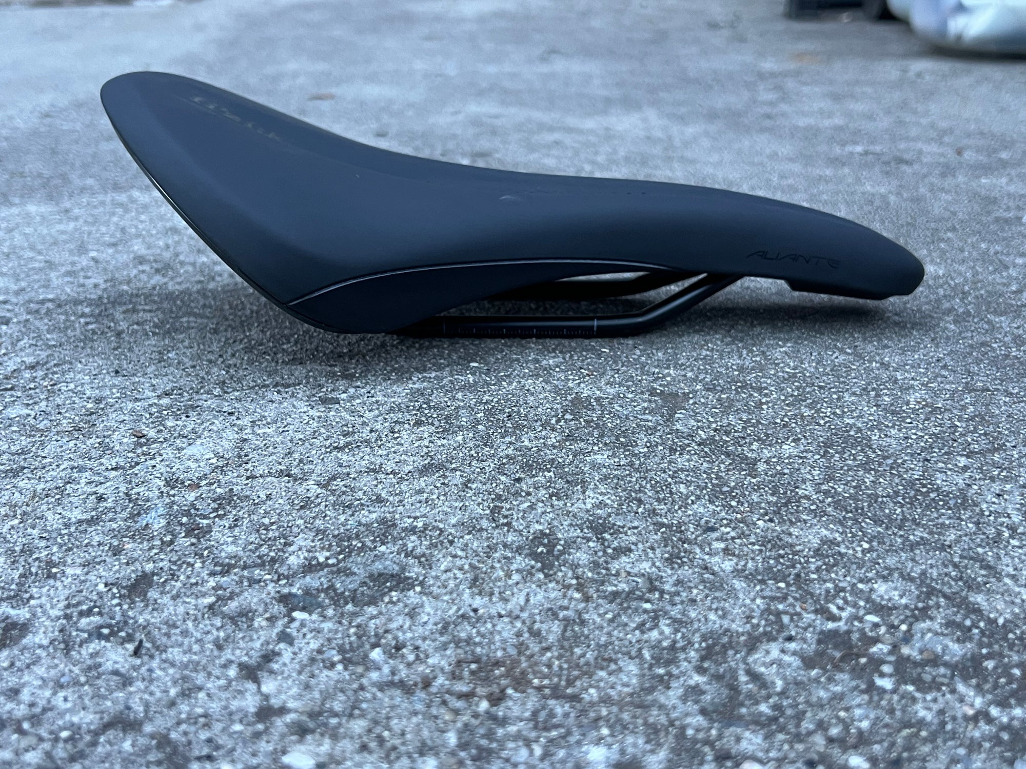 Fizik Aliante Tempo Wide Saddle 275x150mm Road Bike Cycling Gravel