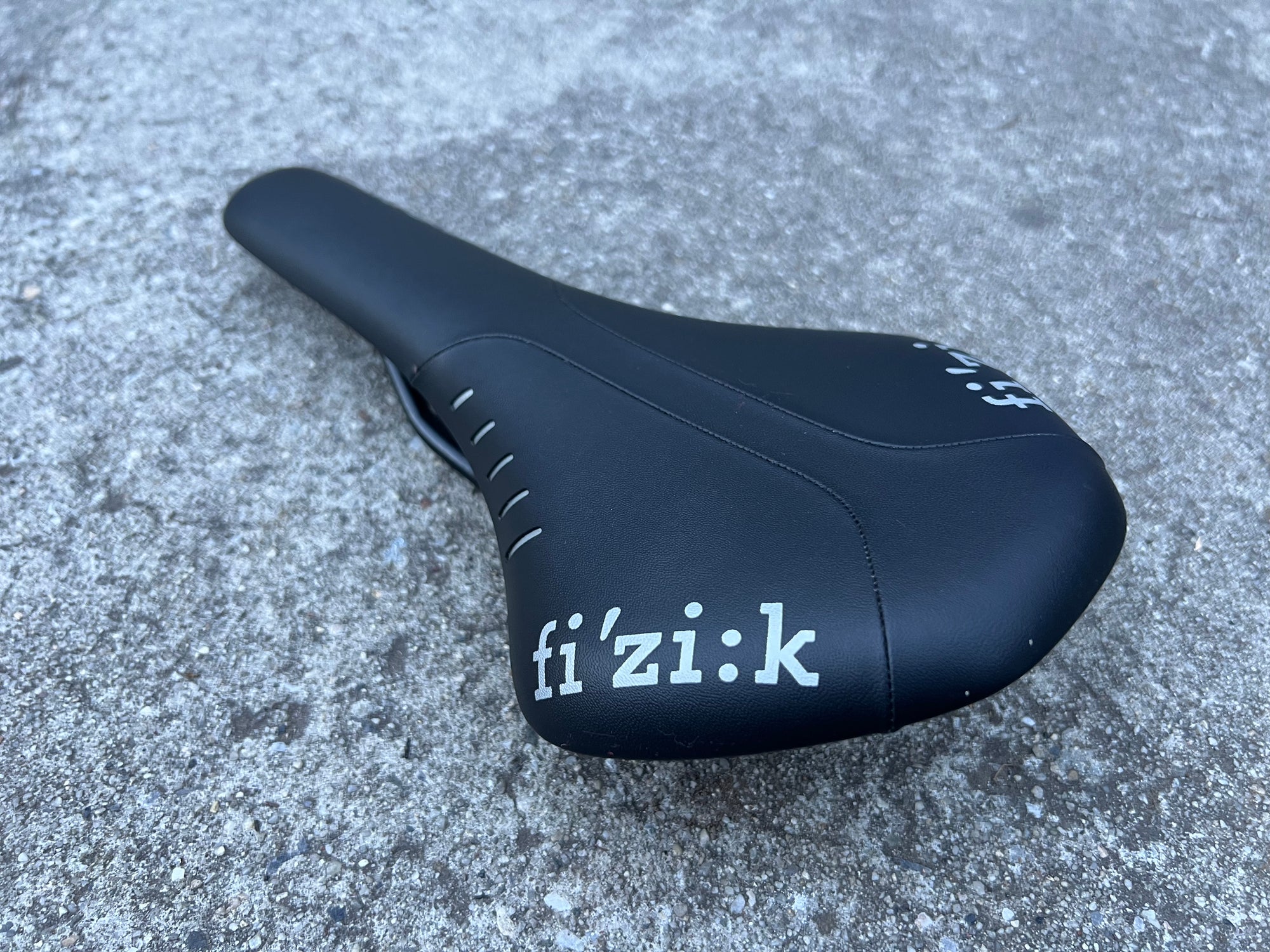 Fizik Antares Saddle 275x140mm Road Bike Gravel Racing Cycling R5 213g