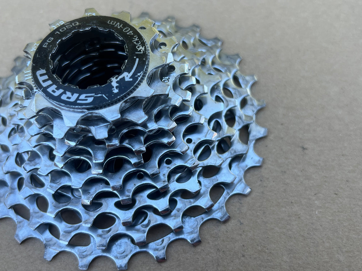 Clean! SRAM PG 1050 11-28T 10 Speed Cassette Road Bike Gravel Chrome