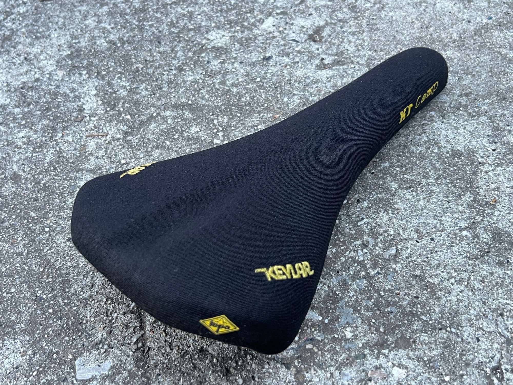 Velo Topo KT Comp Kevlar Titanium Saddle Vintage MTB Mountain Bike Black Yellow
